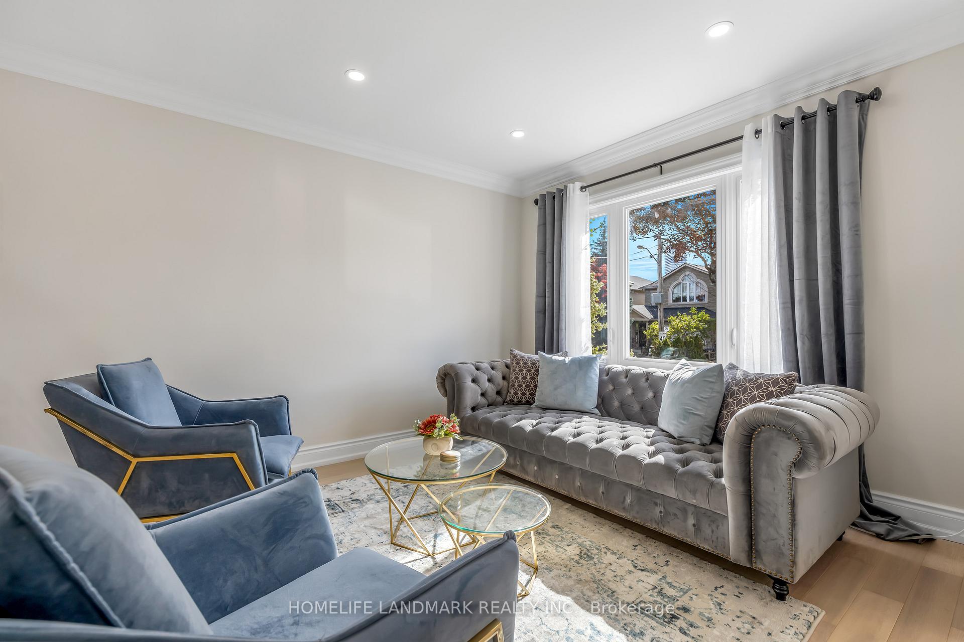 Photo 6 of 34 Ringley Avenue, Etobicoke, Stonegate-Queensway — HOMEH