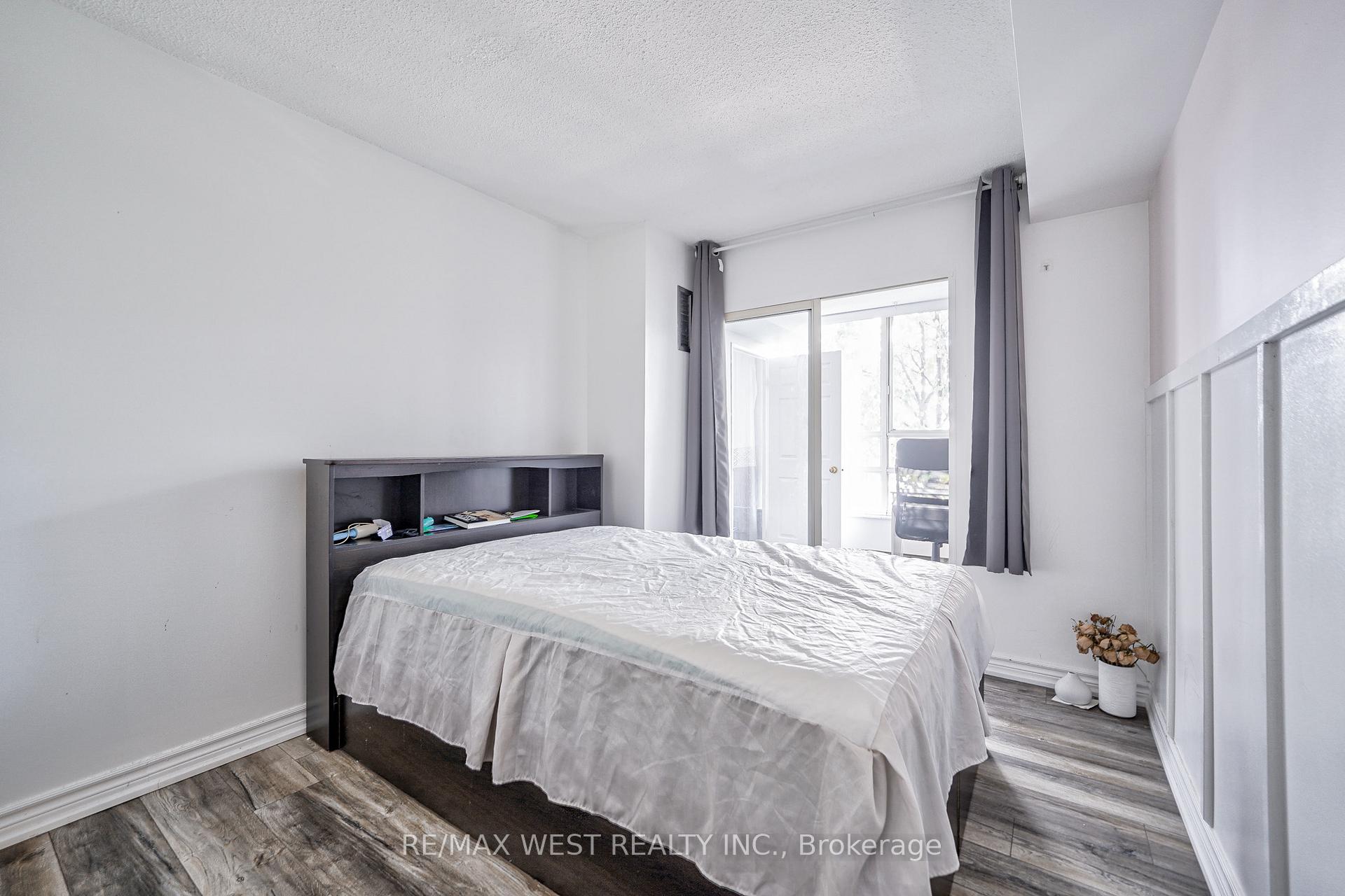 Photo 31 of Unit 503, 250 Webb Drive, Mississauga, City Centre — HOMEH
