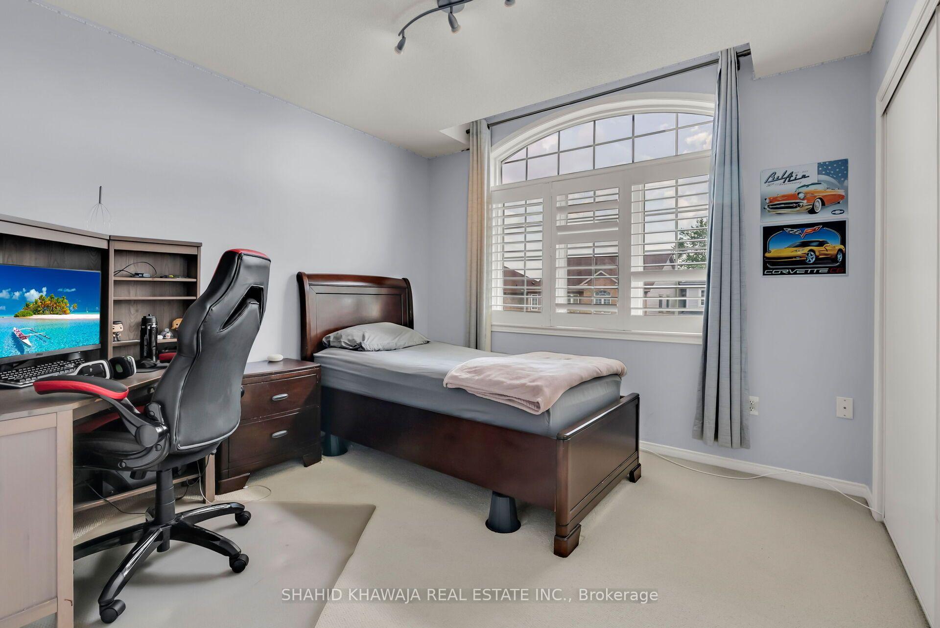 Photo 24 of 1078 Easterbrook Crescent, Milton, Coates — HOMEH