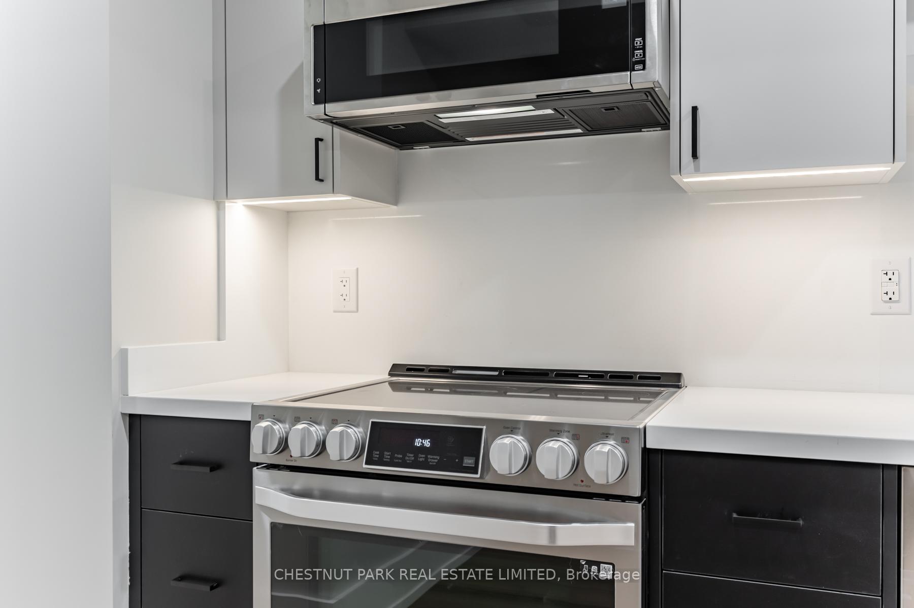 Photo 11 of Unit Lower, 594 Concord Avenue, Toronto, Dovercourt-Wallace Emerson-Junction — HOMEH