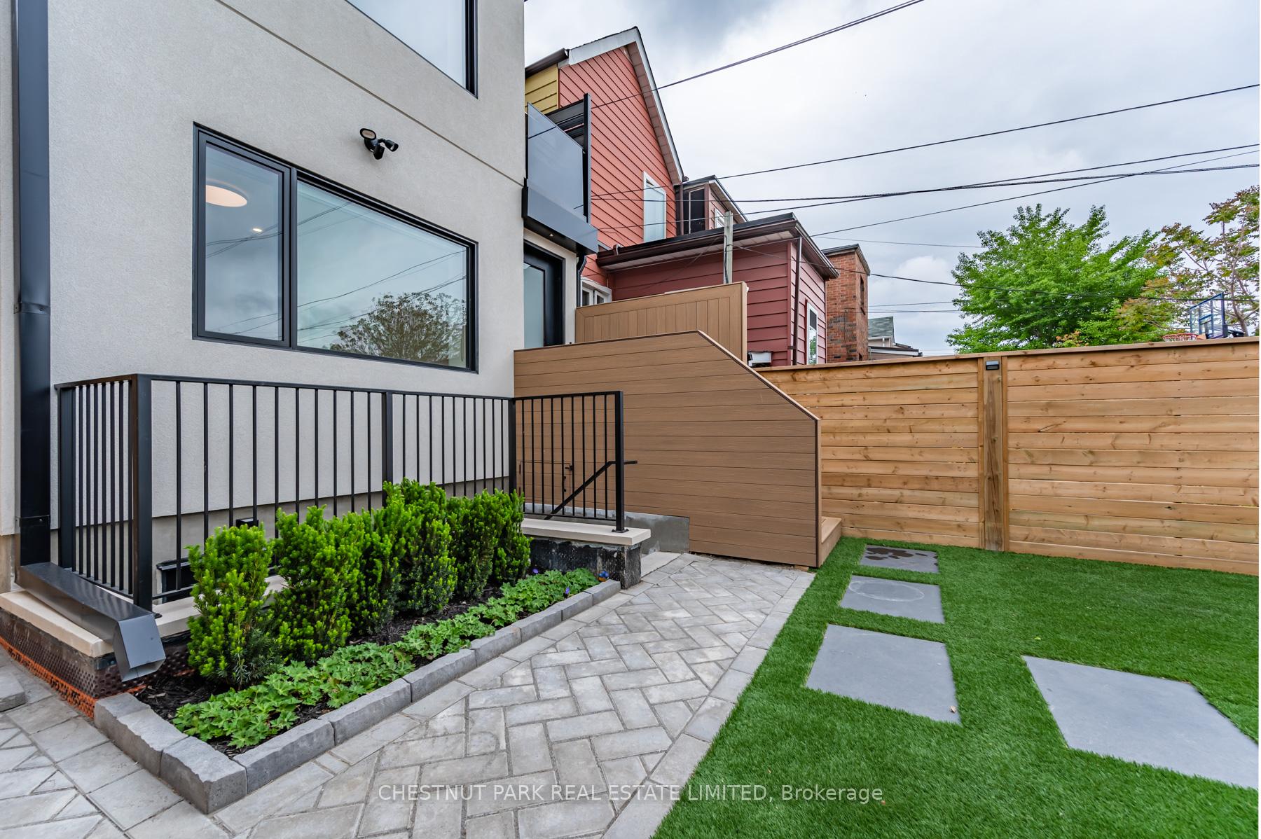 Photo 24 of Unit Lower, 594 Concord Avenue, Toronto, Dovercourt-Wallace Emerson-Junction — HOMEH