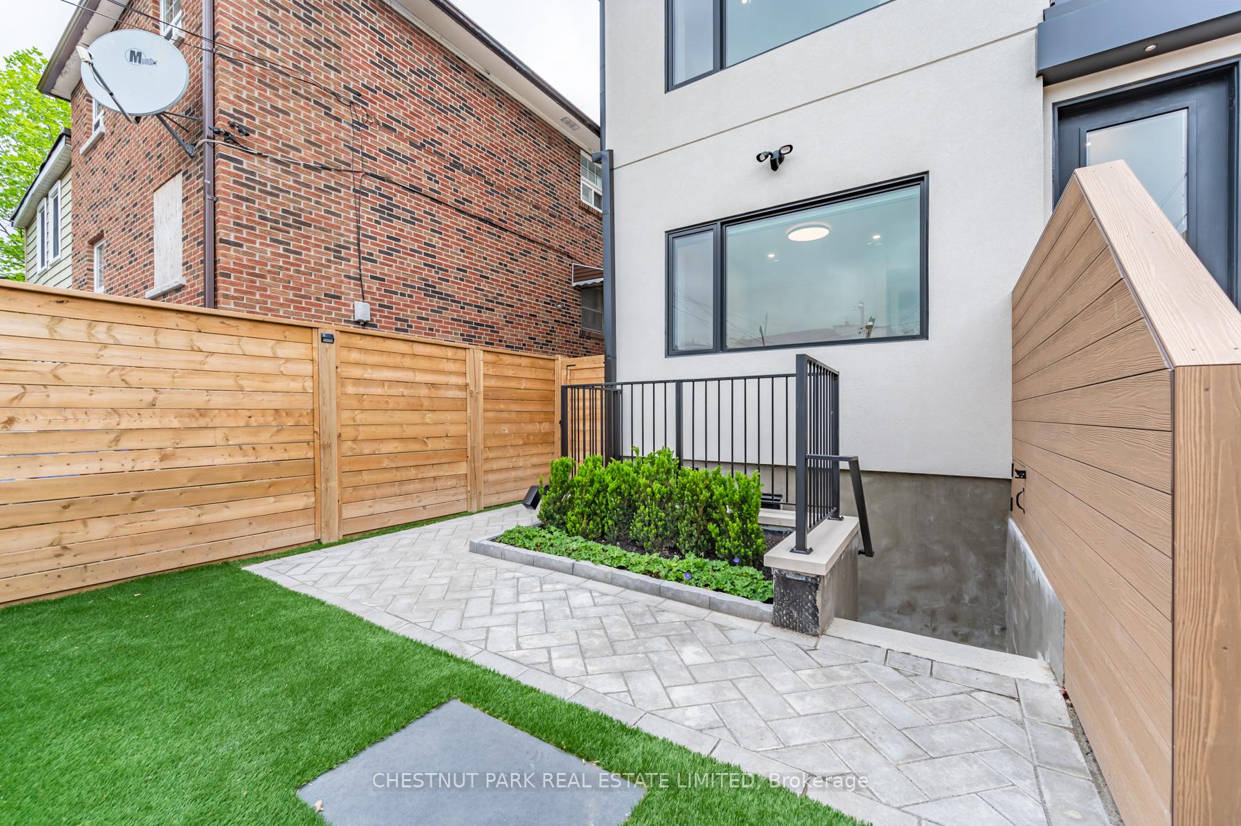 Photo 27 of Unit Lower, 594 Concord Avenue, Toronto, Dovercourt-Wallace Emerson-Junction — HOMEH