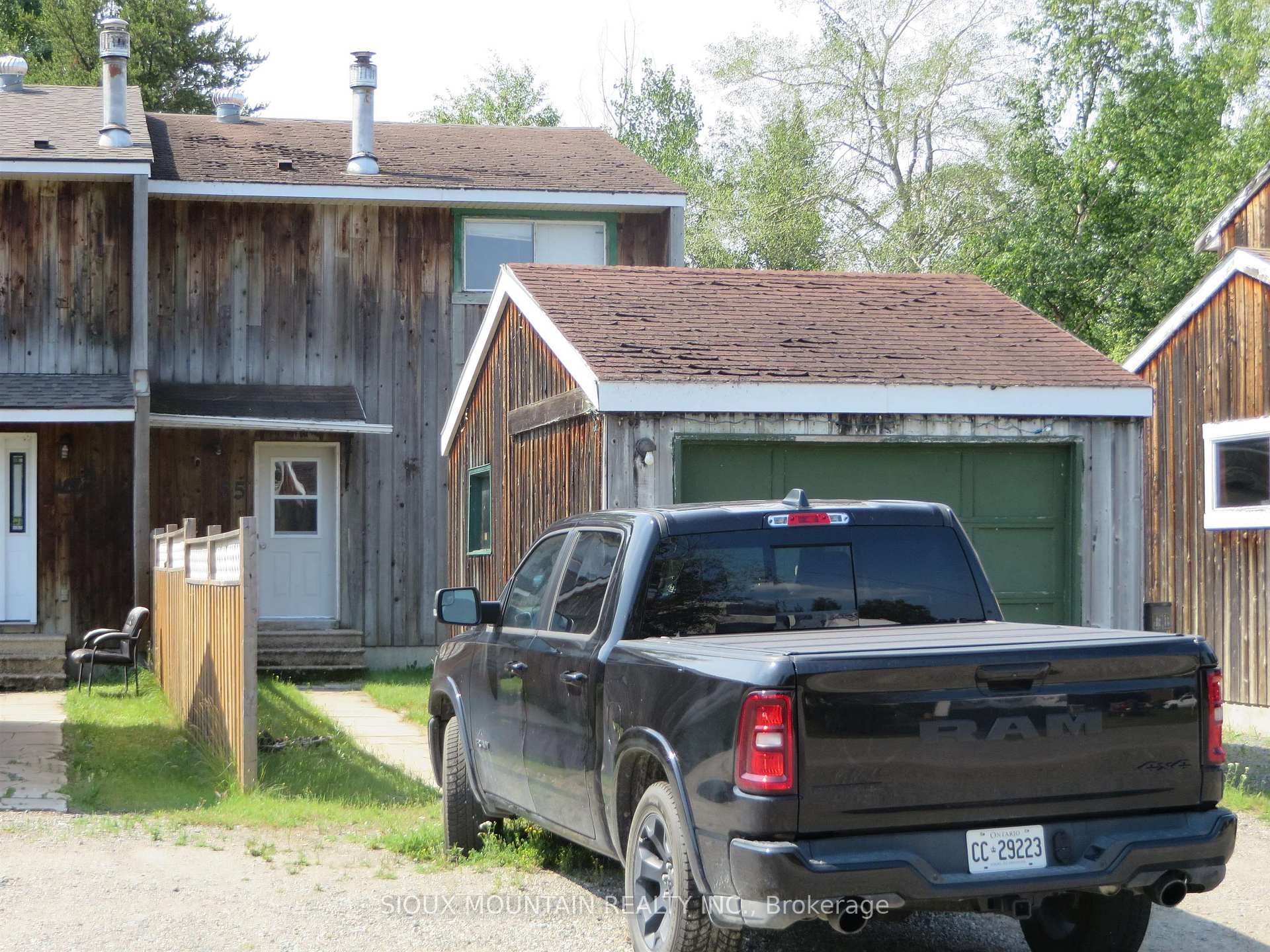 Photo 1 of 55 Lakeview Crescent, Pickle Lake, TB-650 — HOMEH
