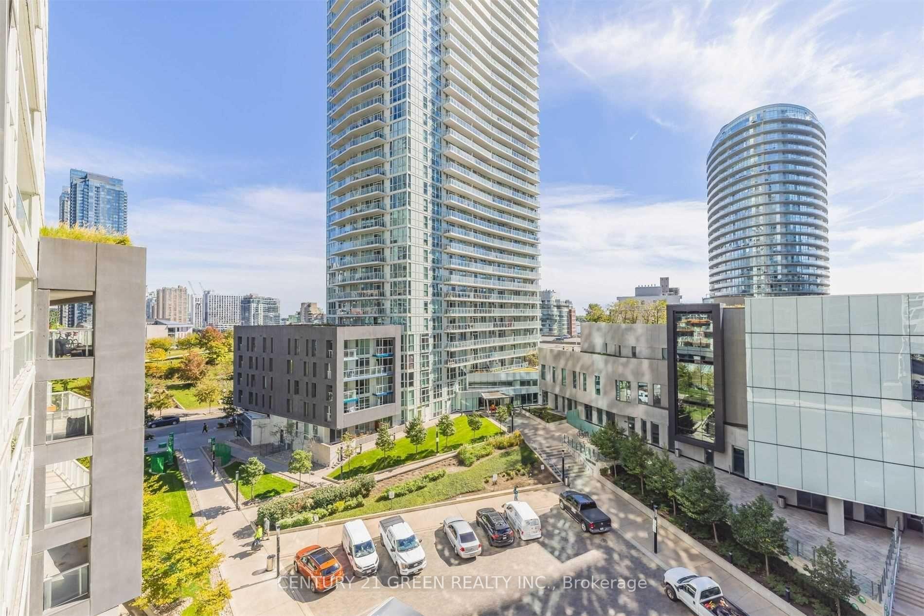 Photo 1 of Unit 705, 85 Queens Wharf Road, Toronto, Waterfront Communities — HOMEH