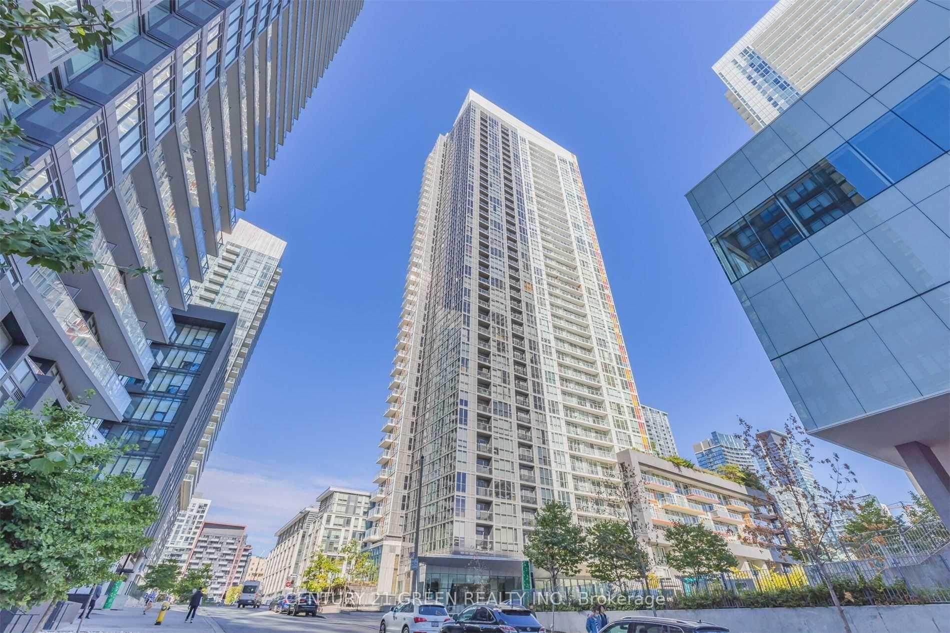 Photo 3 of Unit 705, 85 Queens Wharf Road, Toronto, Waterfront Communities — HOMEH