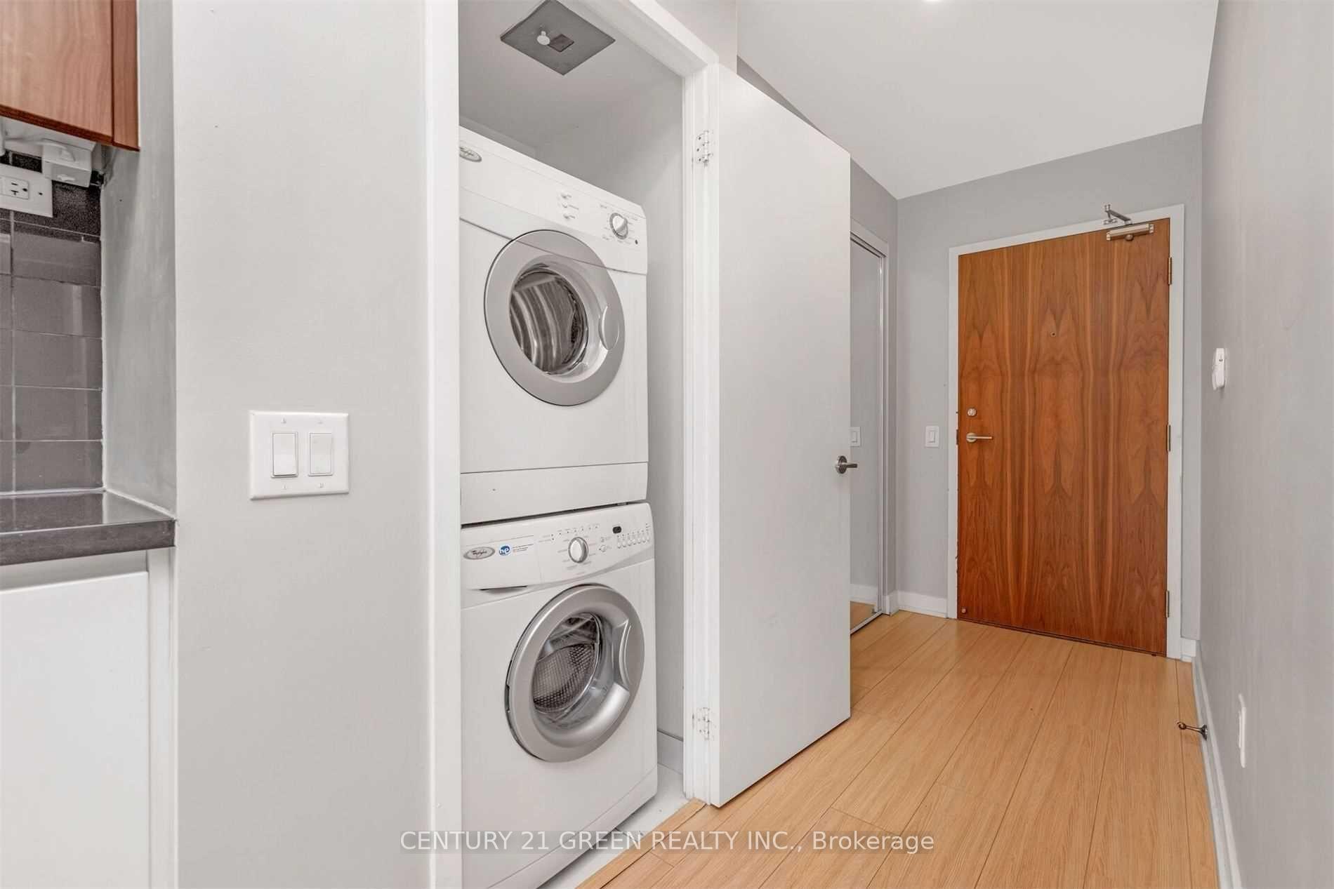Photo 8 of Unit 705, 85 Queens Wharf Road, Toronto, Waterfront Communities — HOMEH