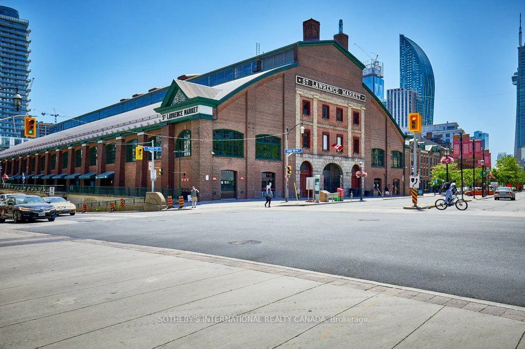 Photo 3 of Unit 3601, 33 Lombard Street, Toronto, Church-Yonge Corridor — HOMEH