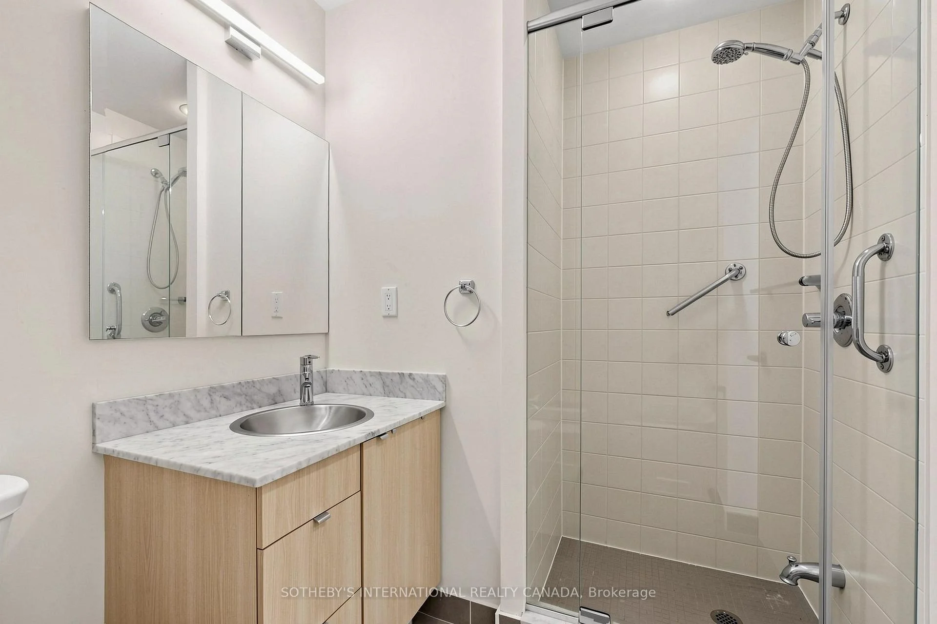 Photo 61 of Unit 3601, 33 Lombard Street, Toronto, Church-Yonge Corridor — HOMEH