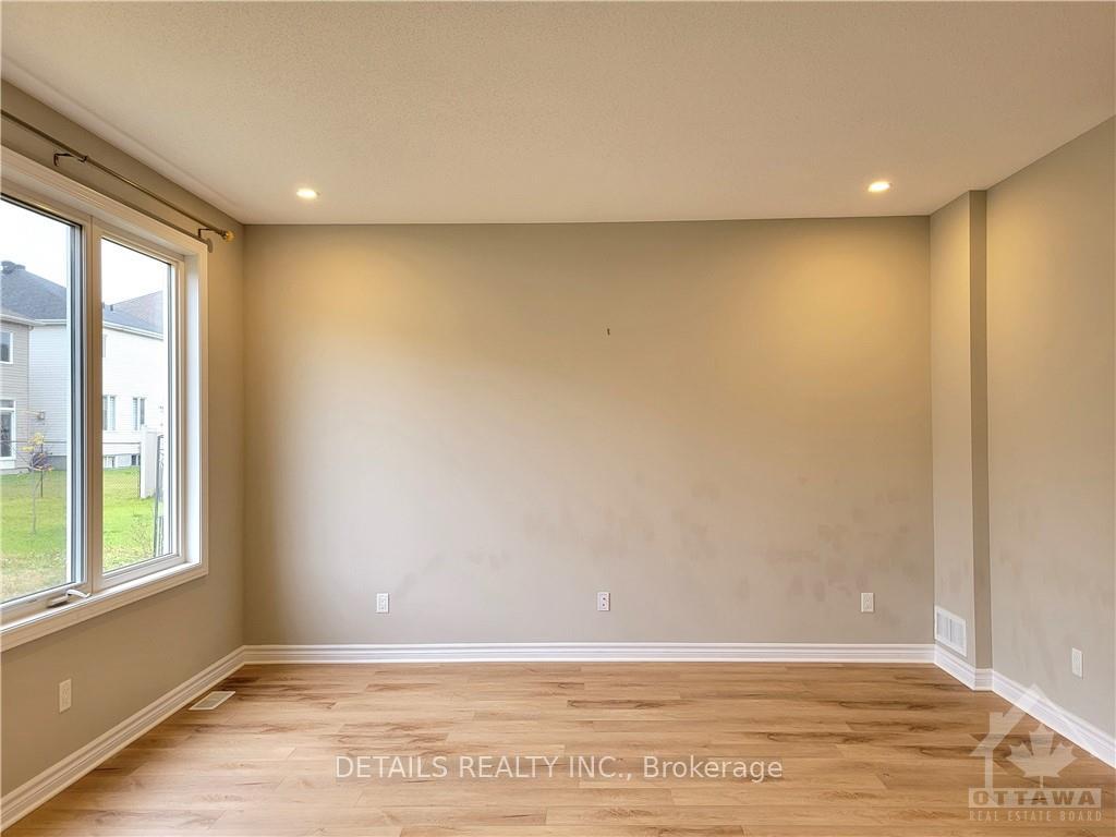 Photo 9 of 251 Saddleback Crescent, Ottawa, Kanata - Kanata Lakes/Heritage Hills — HOMEH