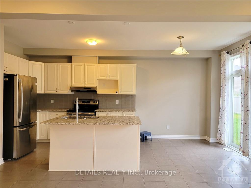 Photo 11 of 251 Saddleback Crescent, Ottawa, Kanata - Kanata Lakes/Heritage Hills — HOMEH