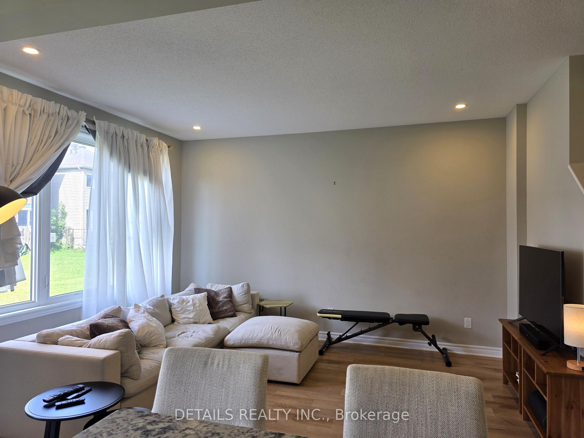 Photo 21 of 251 Saddleback Crescent, Ottawa, Kanata - Kanata Lakes/Heritage Hills — HOMEH