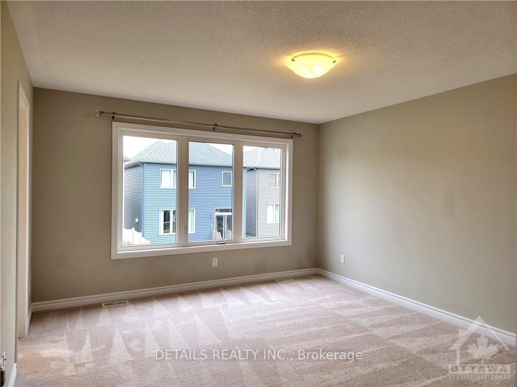Photo 24 of 251 Saddleback Crescent, Ottawa, Kanata - Kanata Lakes/Heritage Hills — HOMEH