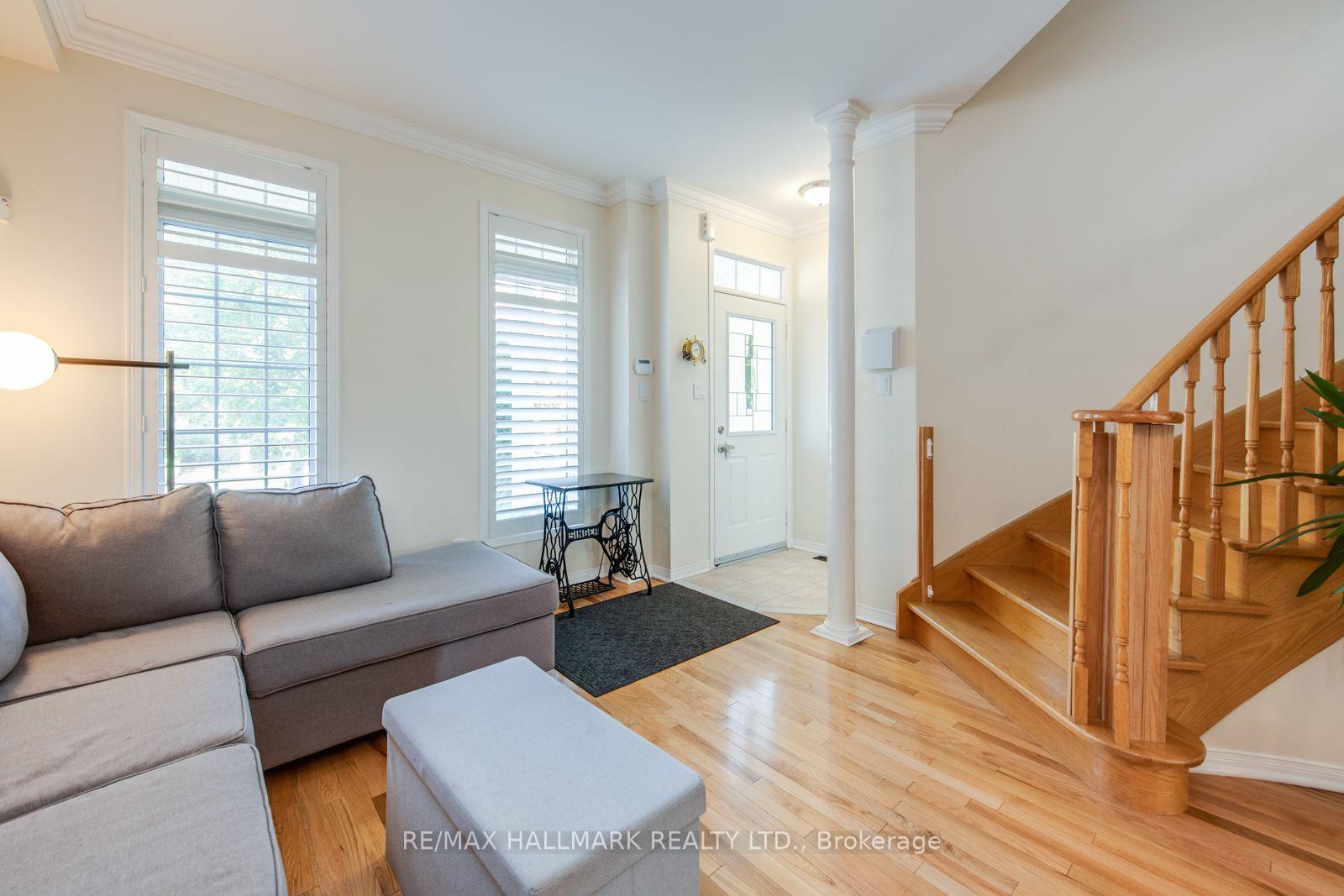Photo 3 of 15 Whistle Post Street, Toronto, East End-Danforth — HOMEH