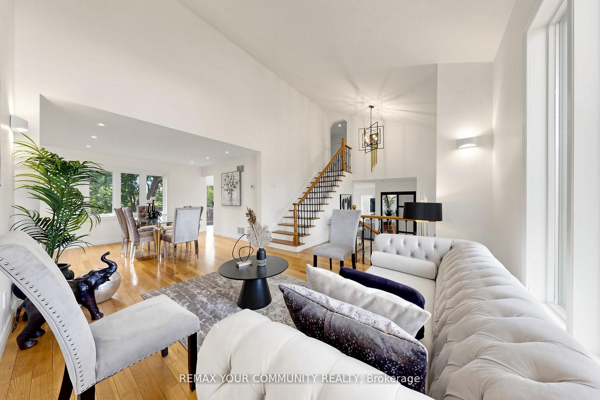 Photo 12 of 32 Brawton Drive N, Caledon, Palgrave — HOMEH