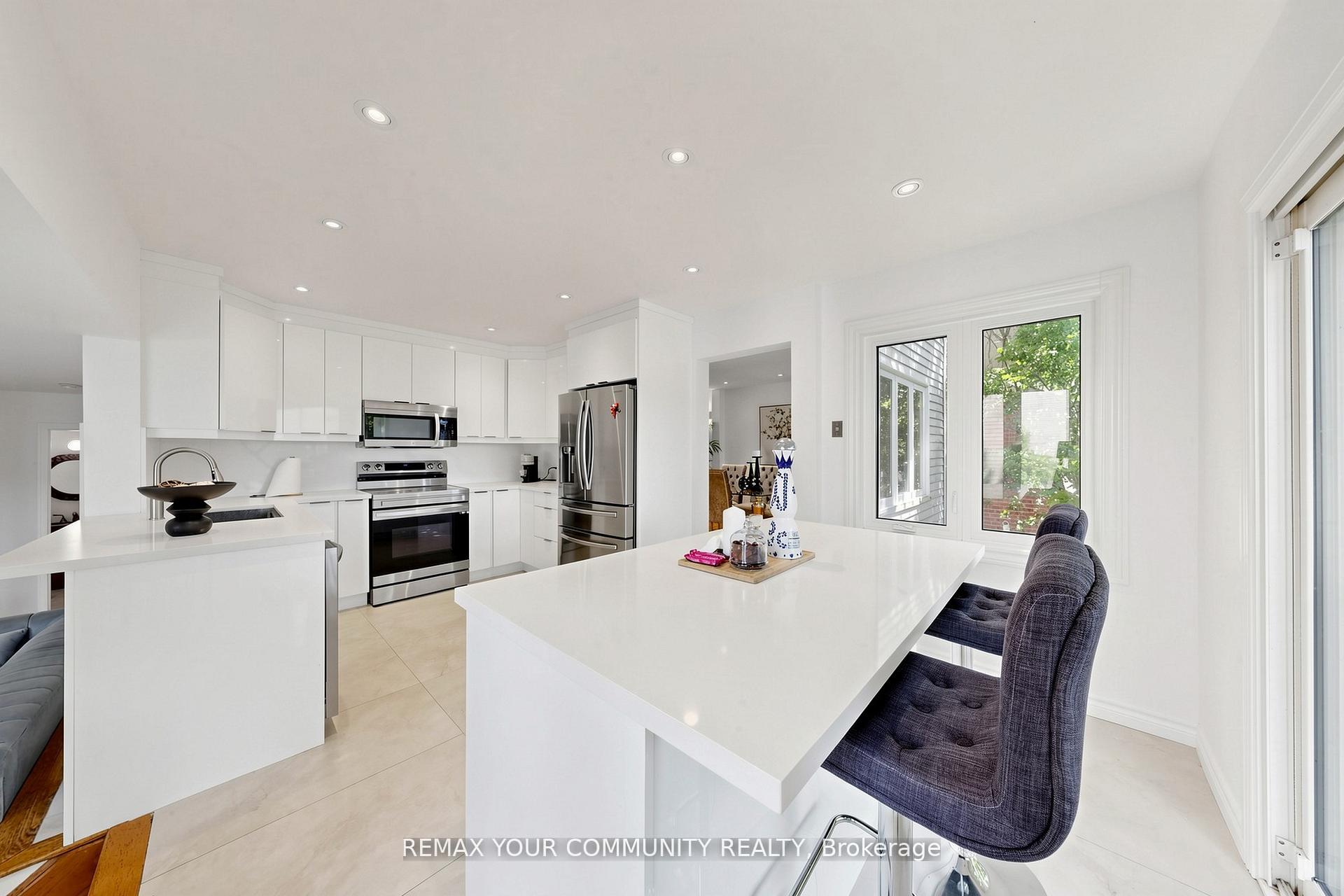 Photo 18 of 32 Brawton Drive N, Caledon, Palgrave — HOMEH
