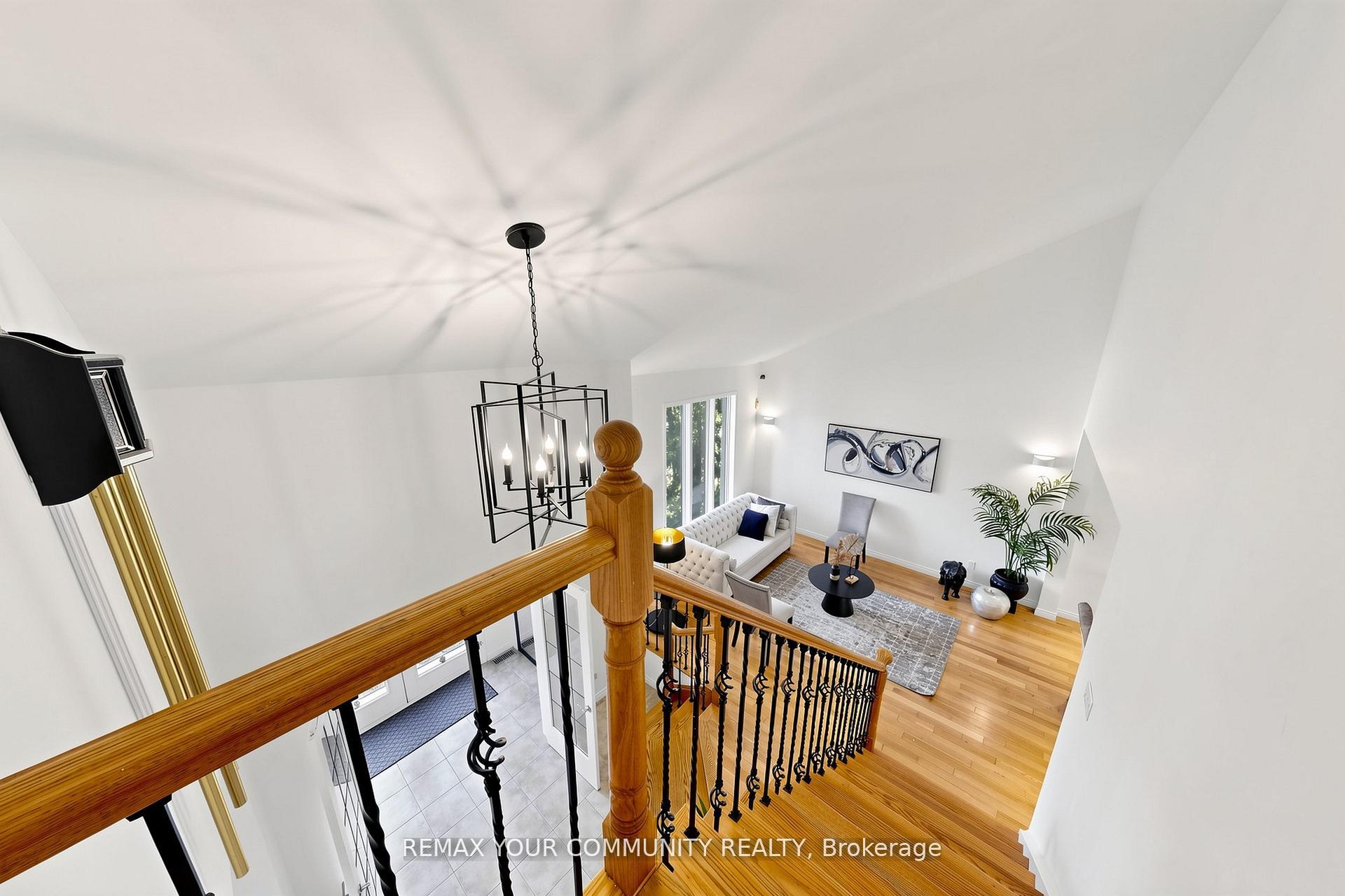 Photo 24 of 32 Brawton Drive N, Caledon, Palgrave — HOMEH