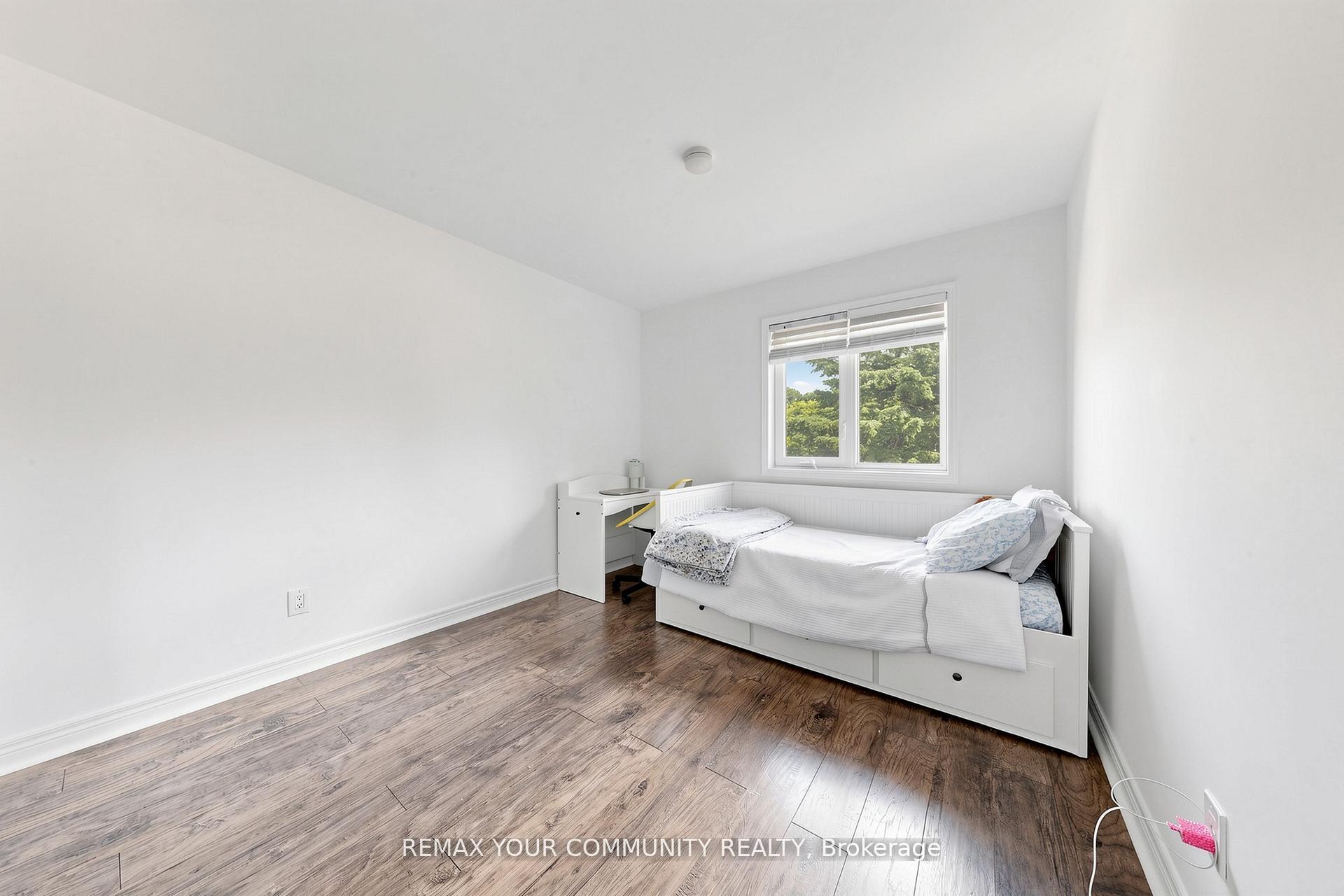 Photo 27 of 32 Brawton Drive N, Caledon, Palgrave — HOMEH