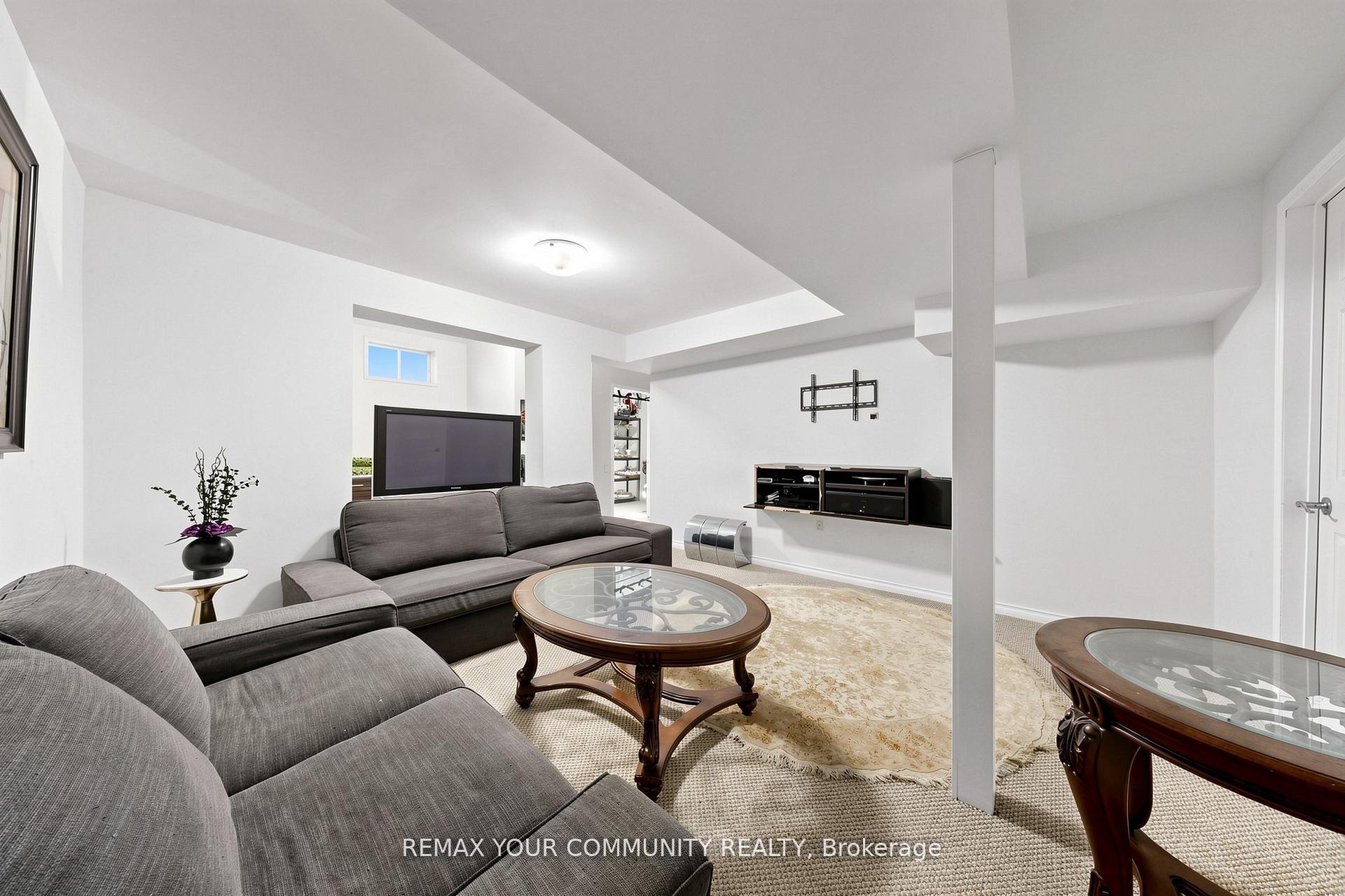Photo 38 of 32 Brawton Drive N, Caledon, Palgrave — HOMEH