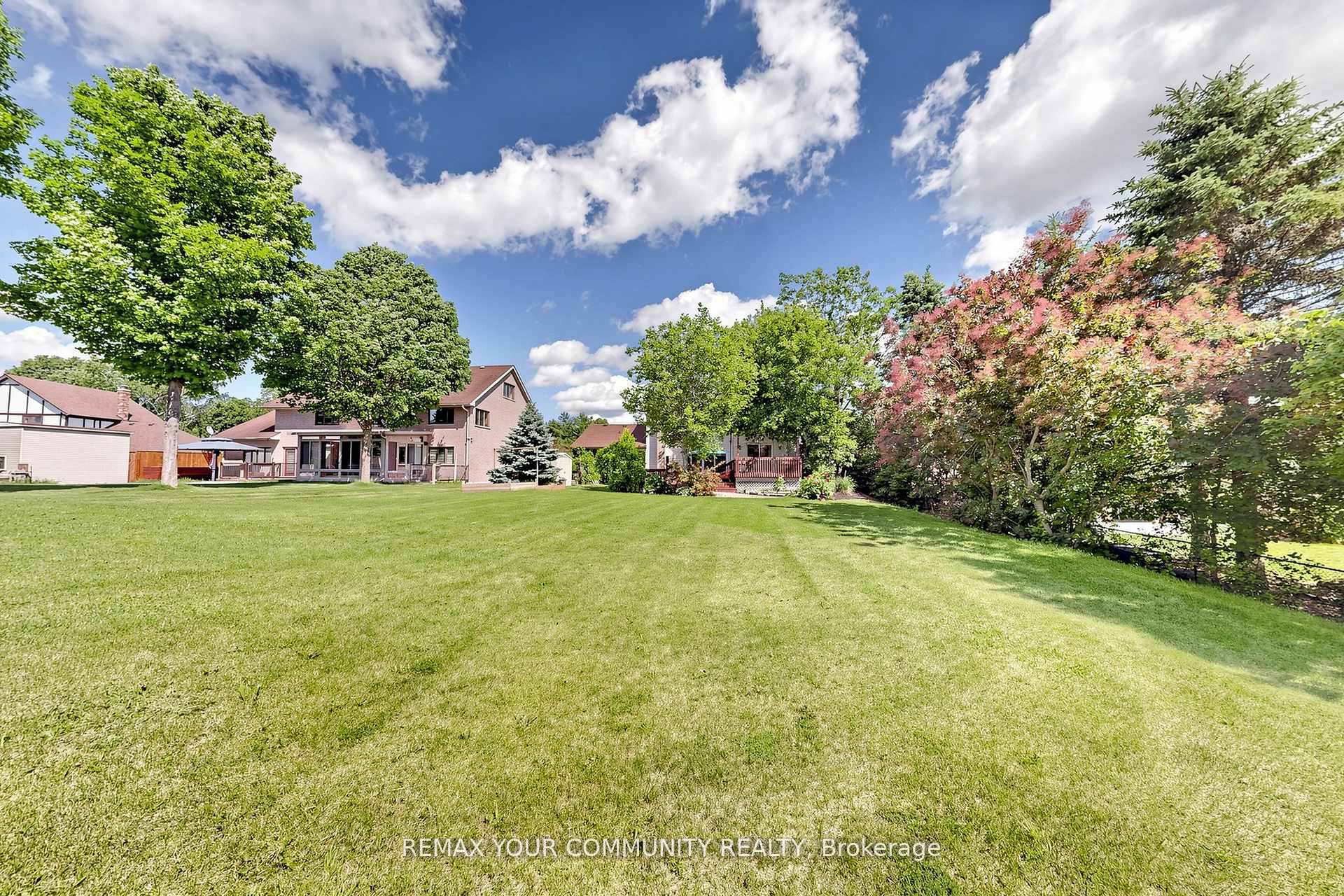 Photo 45 of 32 Brawton Drive N, Caledon, Palgrave — HOMEH