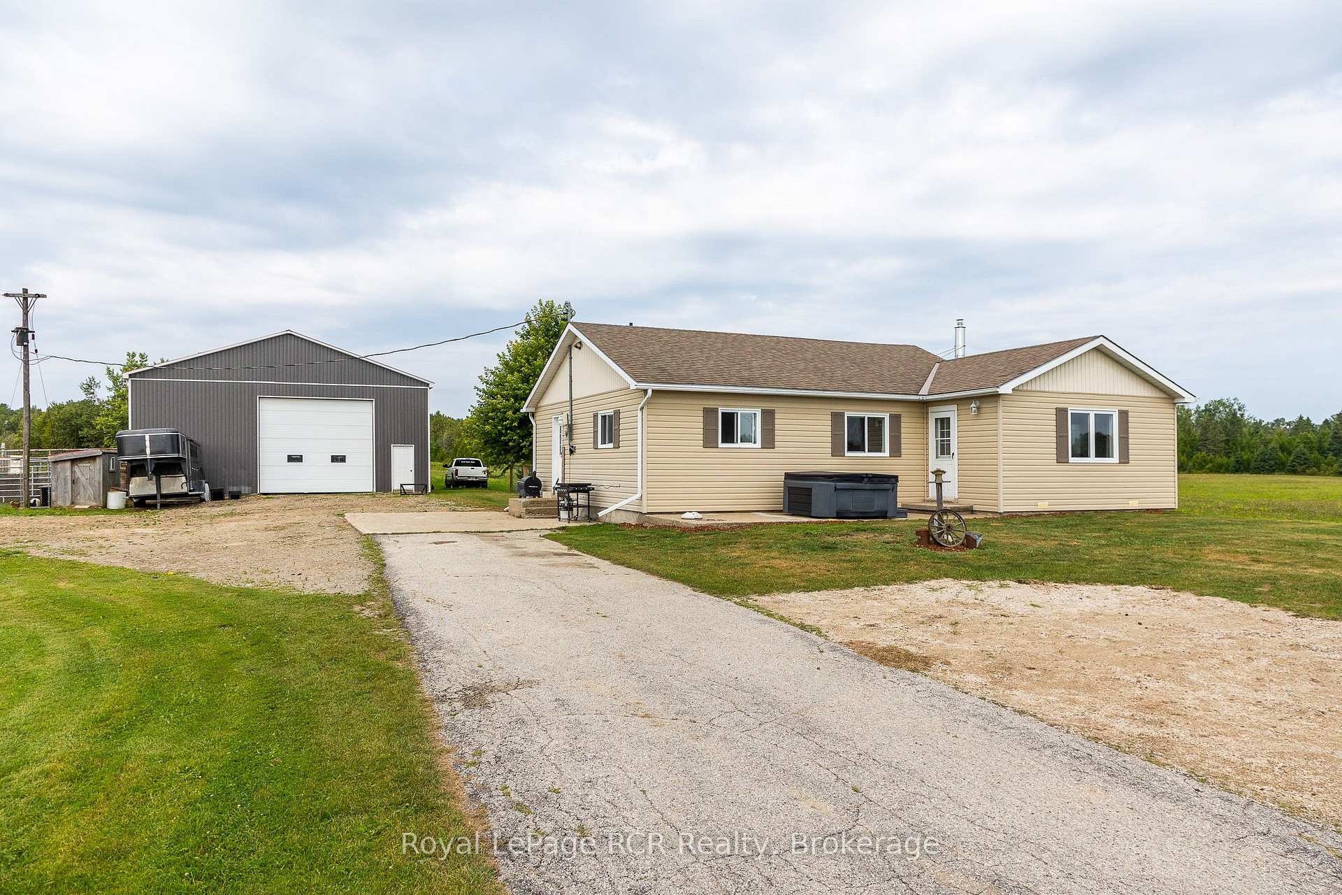 Photo 5 of 1519 West Road, Northern Bruce Peninsula — HOMEH