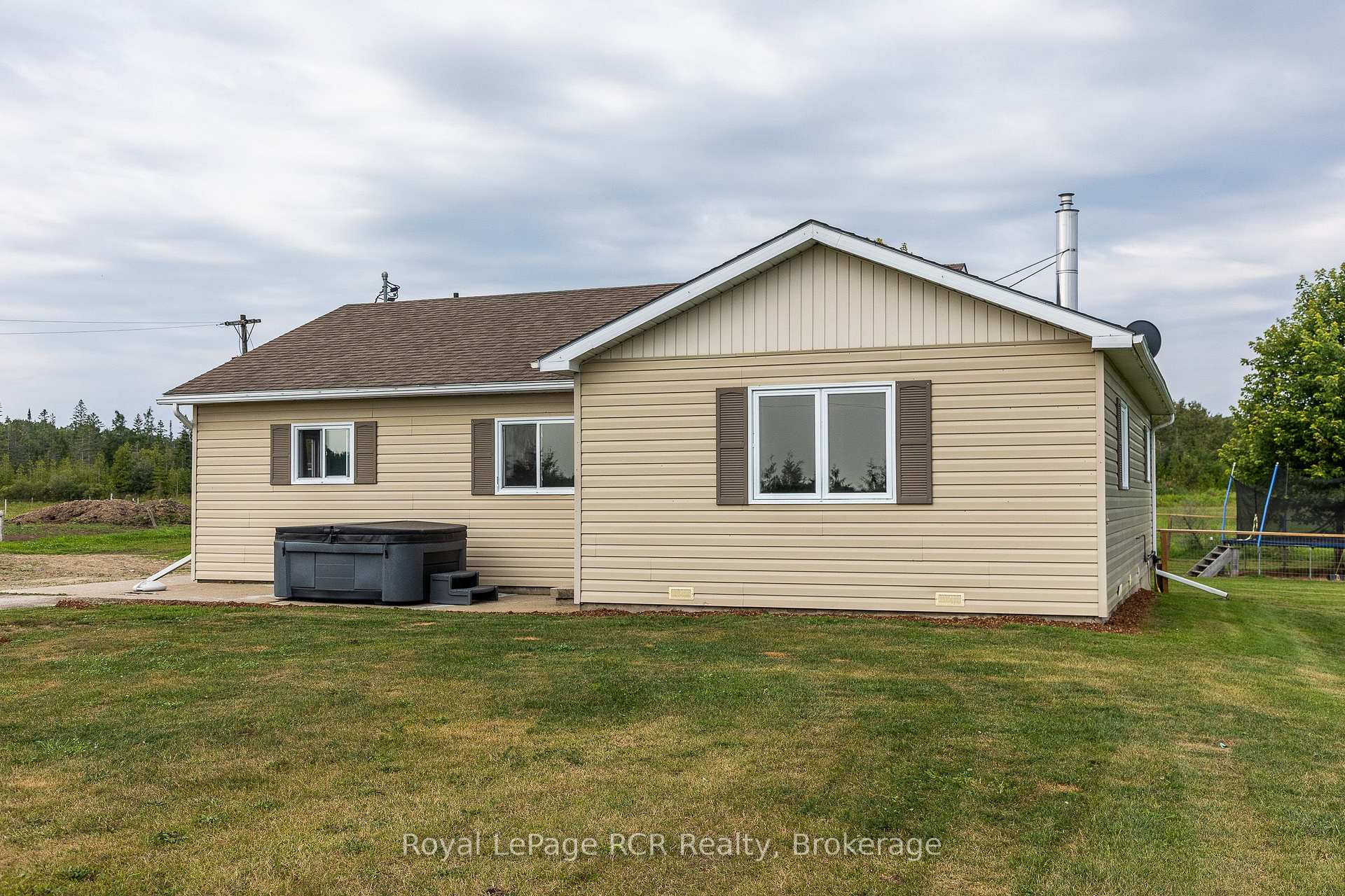 Photo 7 of 1519 West Road, Northern Bruce Peninsula — HOMEH