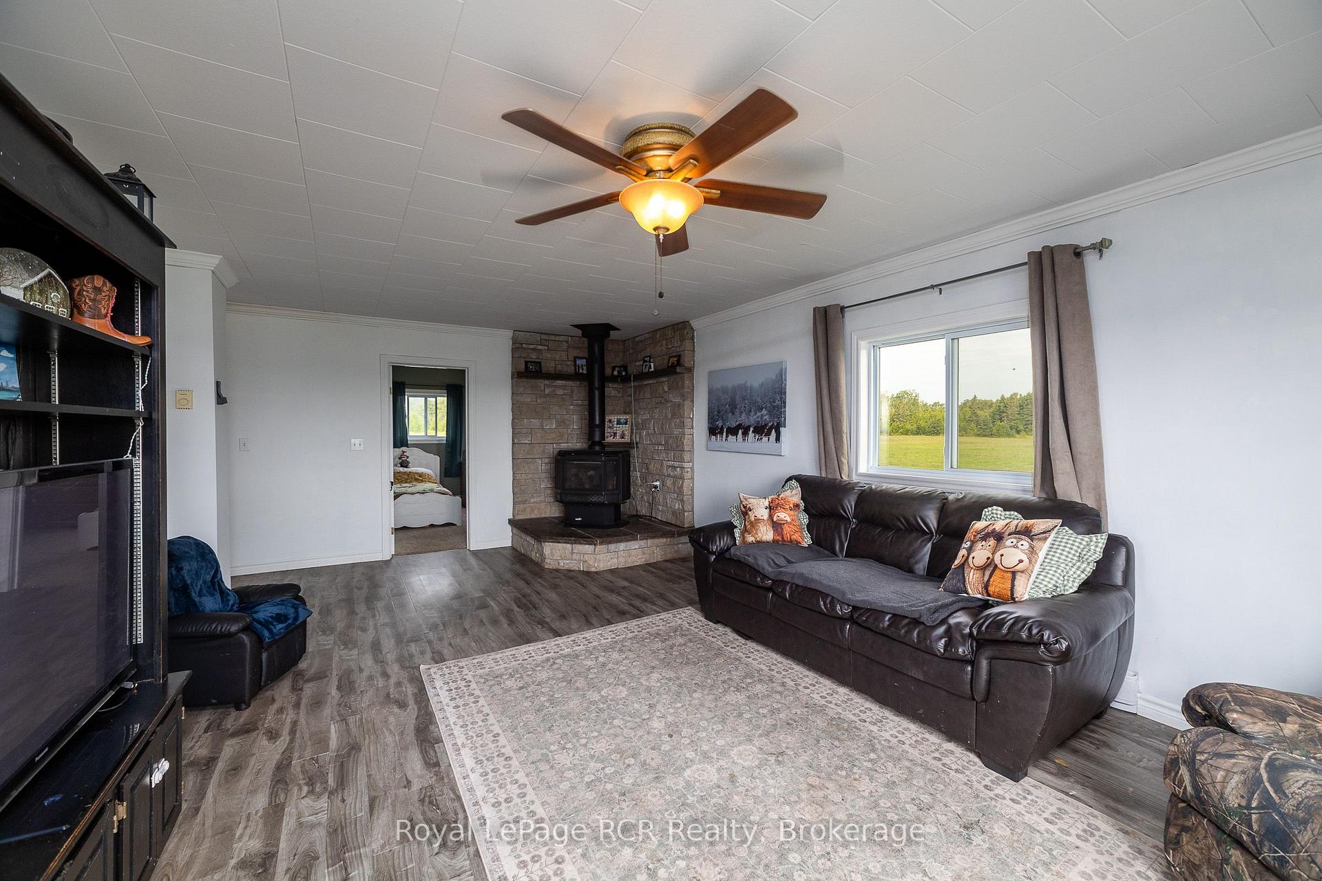Photo 8 of 1519 West Road, Northern Bruce Peninsula — HOMEH
