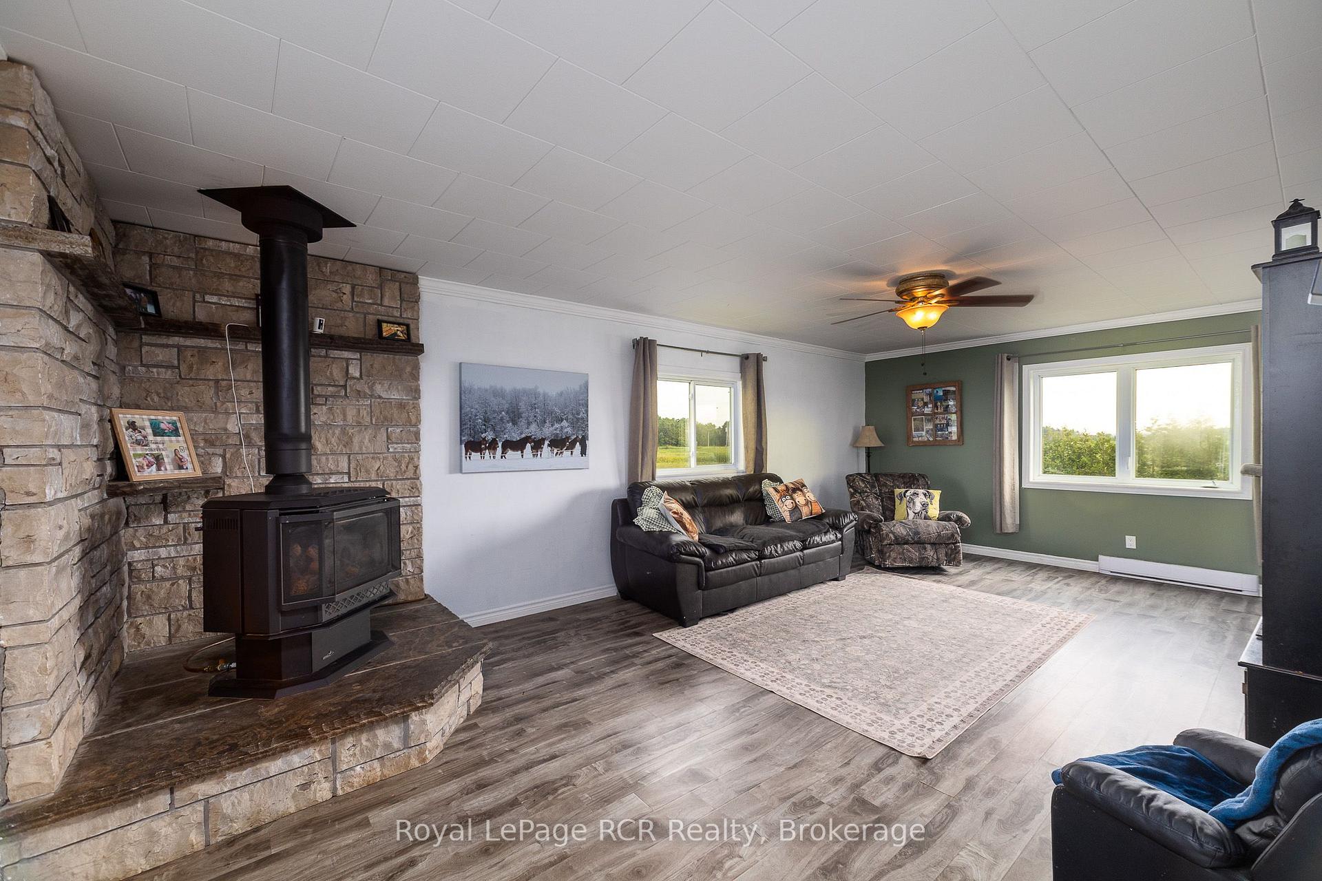 Photo 12 of 1519 West Road, Northern Bruce Peninsula — HOMEH
