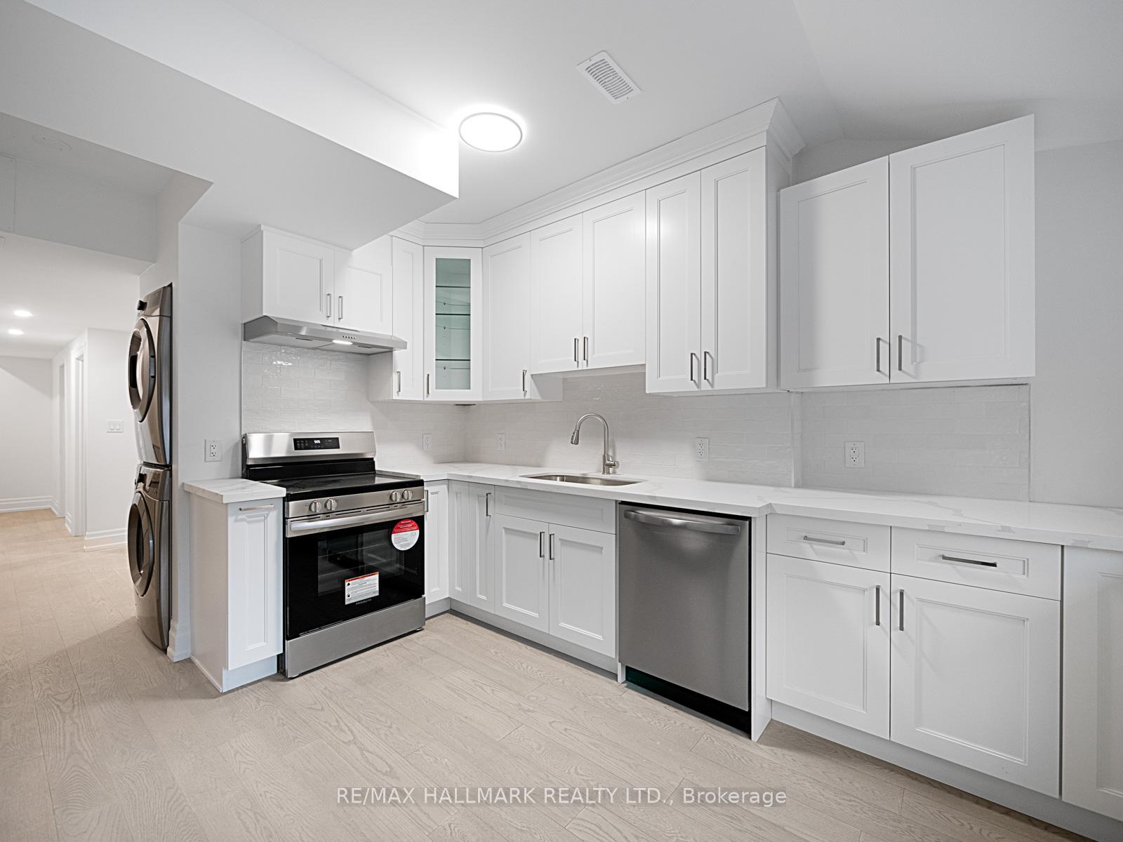 Photo 11 of Unit Unit 3, 547 Indian Road, Toronto, High Park North — HOMEH