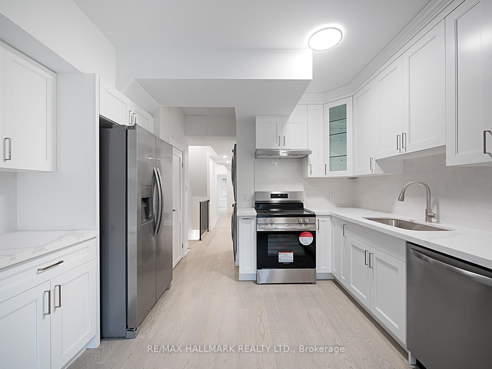 Photo 12 of Unit Unit 3, 547 Indian Road, Toronto, High Park North — HOMEH