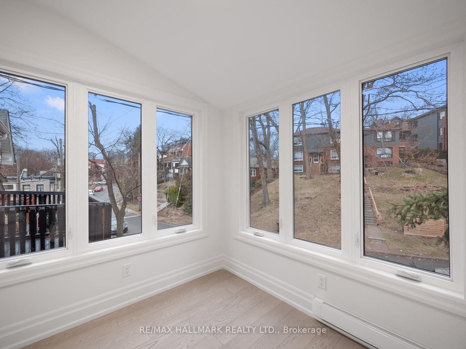 Photo 16 of Unit Unit 3, 547 Indian Road, Toronto, High Park North — HOMEH