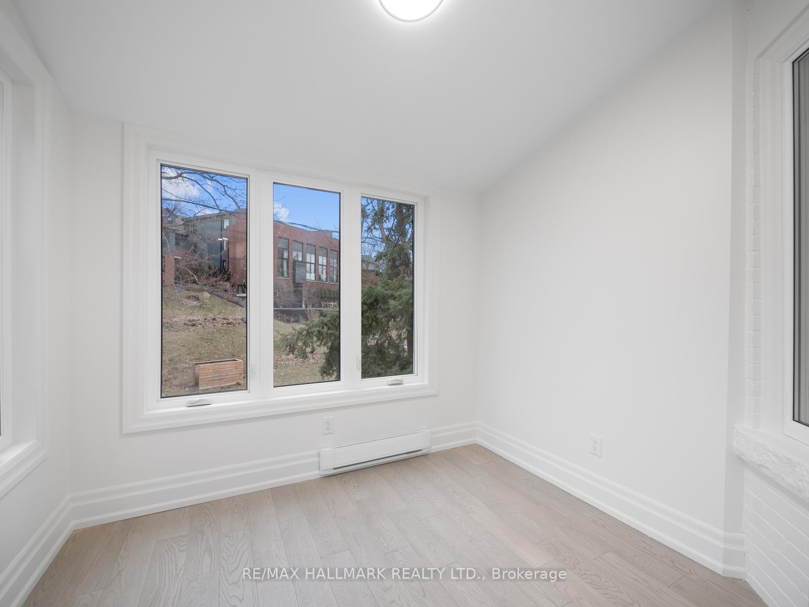 Photo 18 of Unit Unit 3, 547 Indian Road, Toronto, High Park North — HOMEH