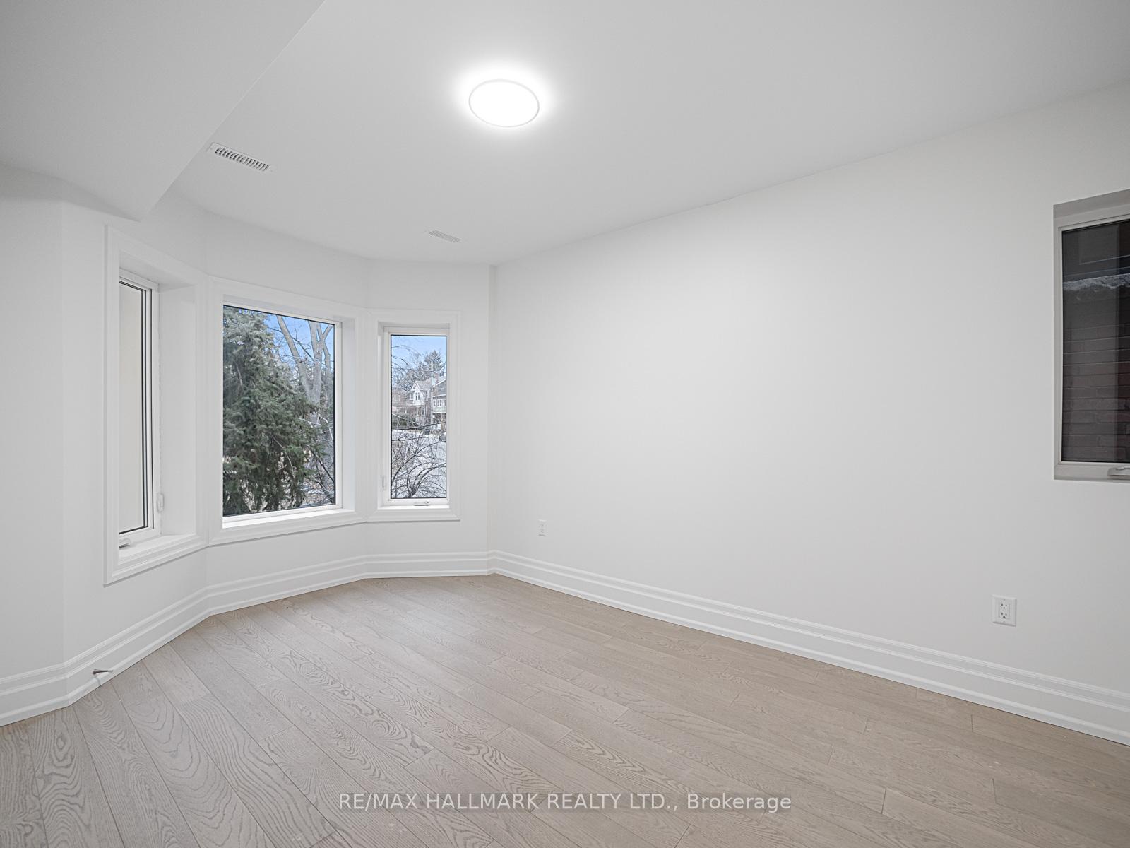 Photo 19 of Unit Unit 3, 547 Indian Road, Toronto, High Park North — HOMEH