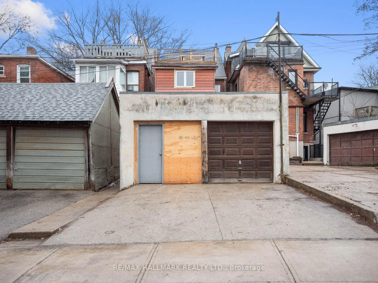 Photo 33 of Unit Unit 3, 547 Indian Road, Toronto, High Park North — HOMEH