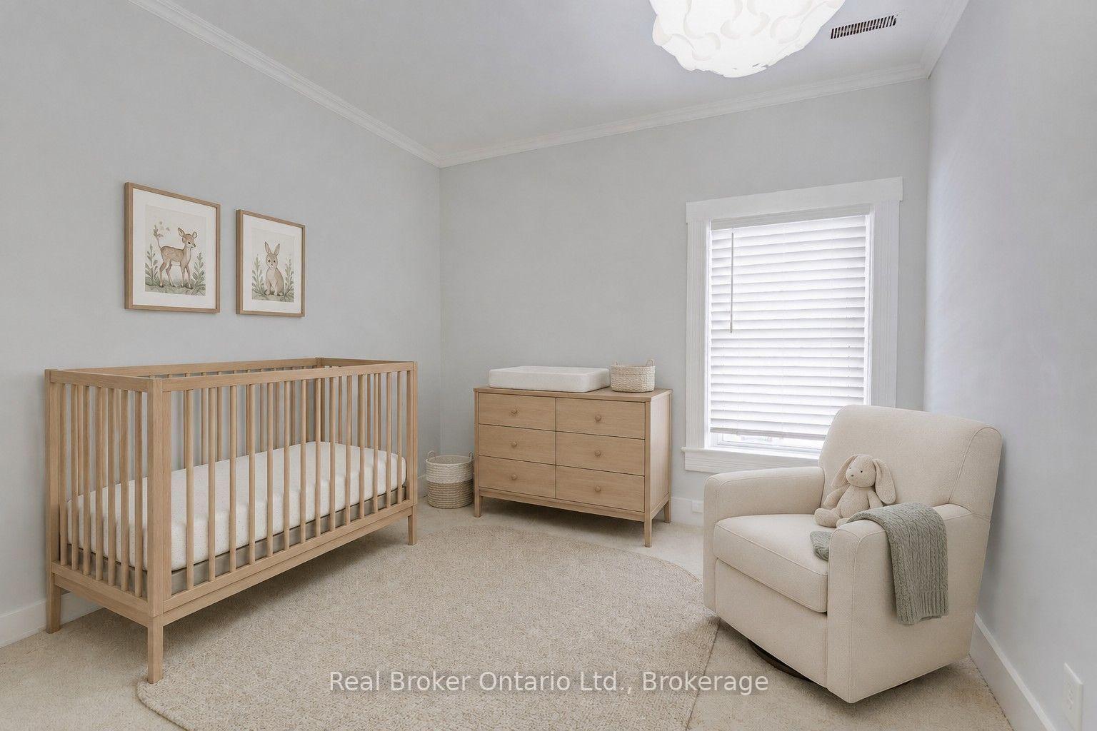 Photo 9 of 808 Monmouth Road, Essex — HOMEH