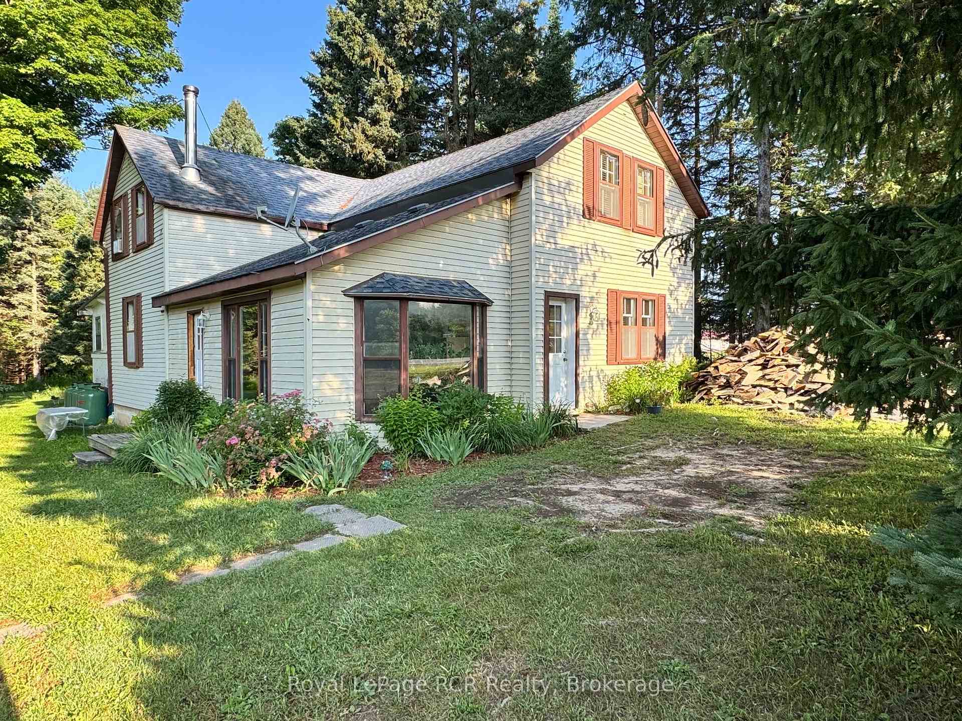 Photo 2 of 315134 Highway 6, West Grey, Rural West Grey — HOMEH