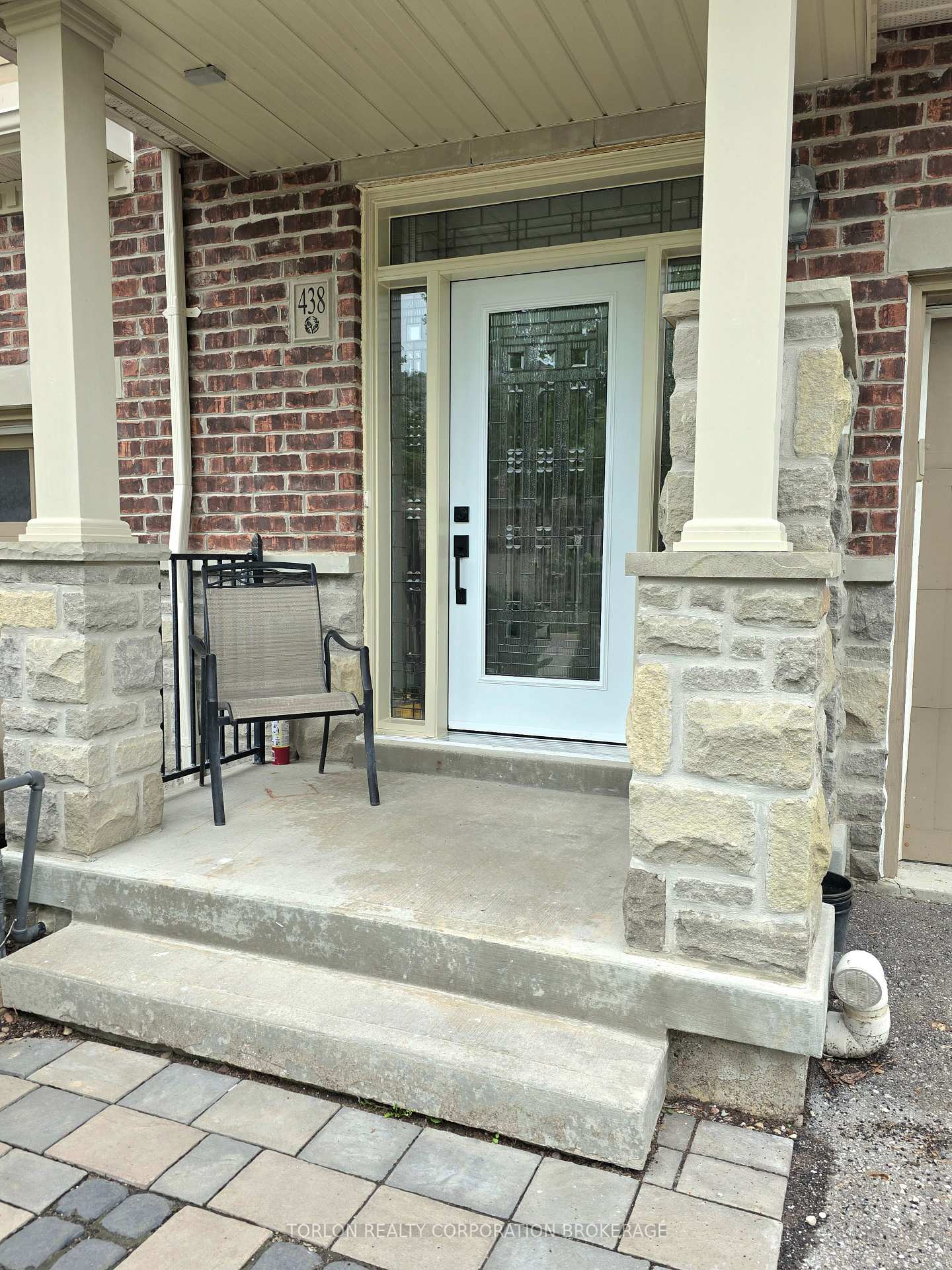 Photo 2 of 438 William Dunn Crescent, Newmarket, Summerhill Estates — HOMEH