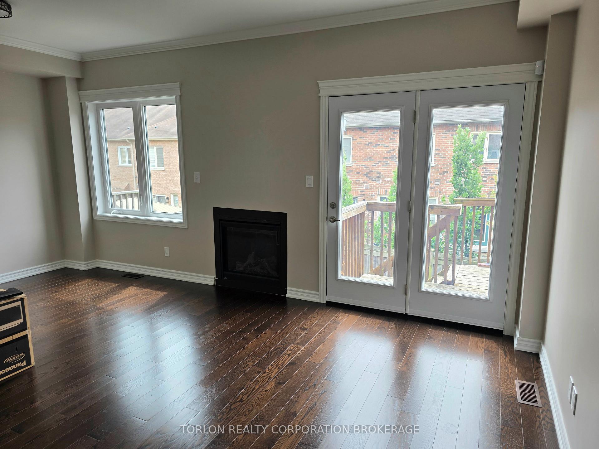 Photo 7 of 438 William Dunn Crescent, Newmarket, Summerhill Estates — HOMEH