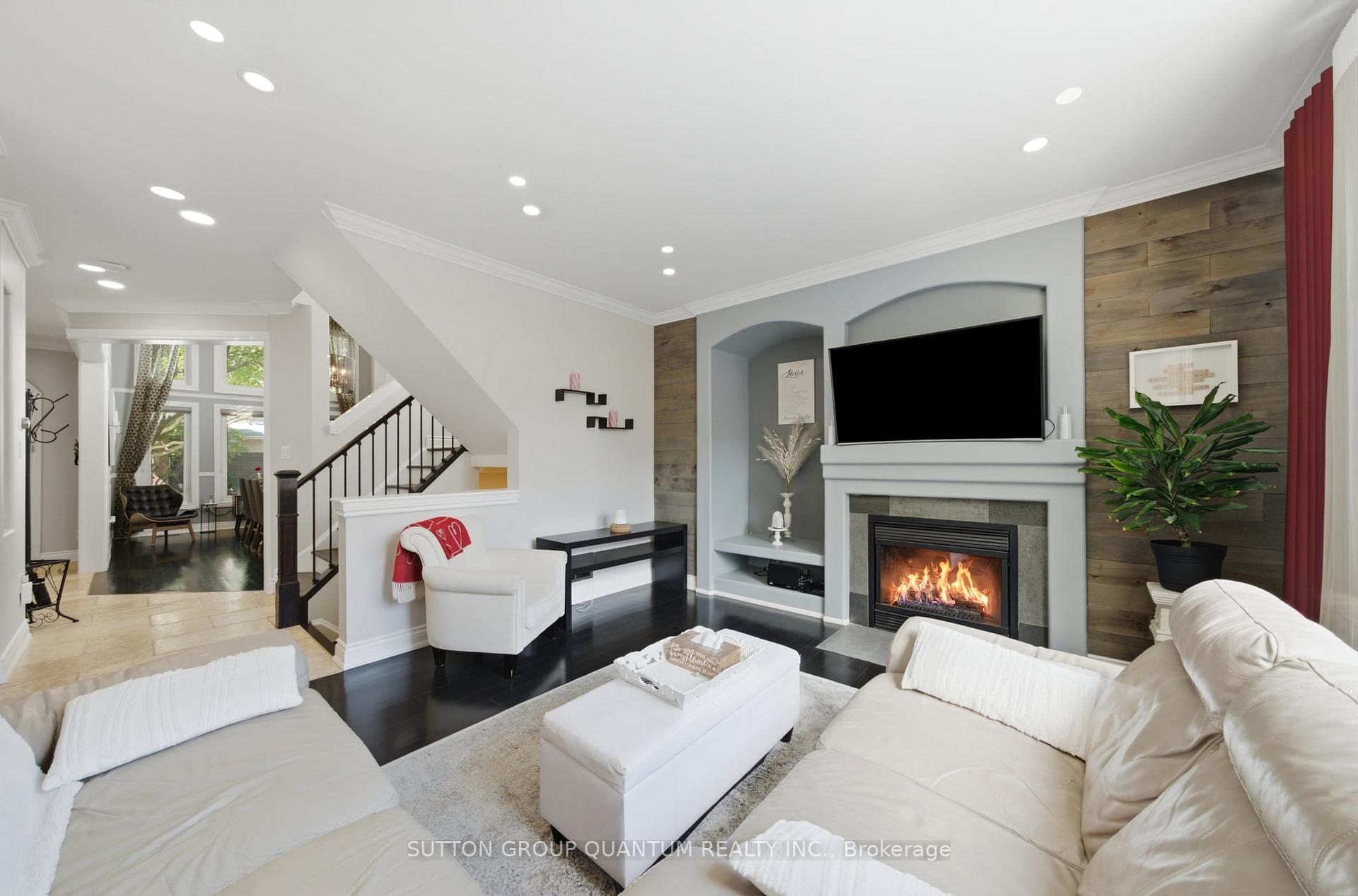 Photo 8 of 2472 Joshua Drive, Burlington, Orchard — HOMEH
