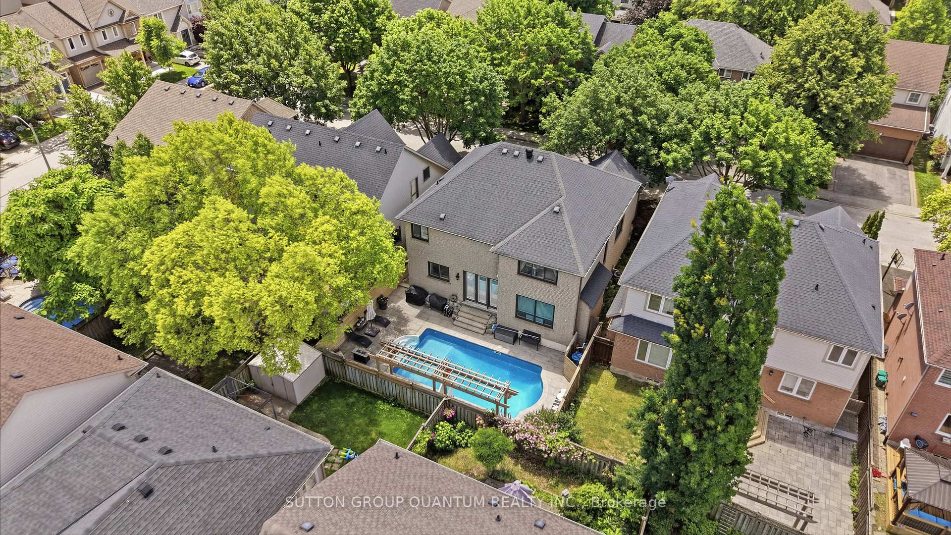 Photo 34 of 2472 Joshua Drive, Burlington, Orchard — HOMEH