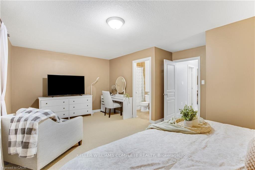 Photo 14 of 4465 Comfort Crescent, Lincoln, Beamsville — HOMEH