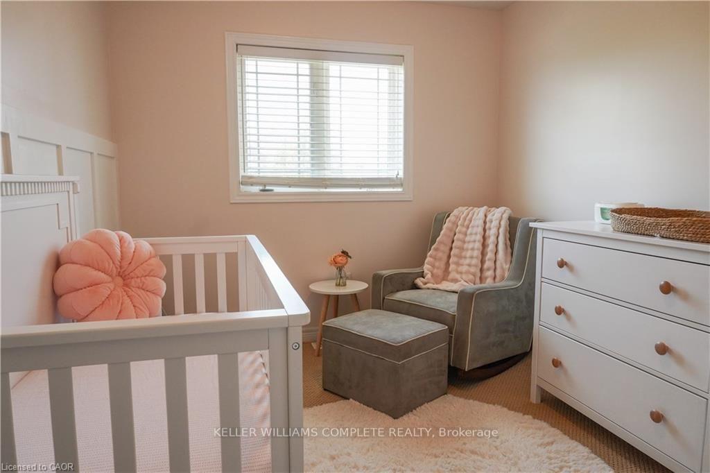 Photo 20 of 4465 Comfort Crescent, Lincoln, Beamsville — HOMEH