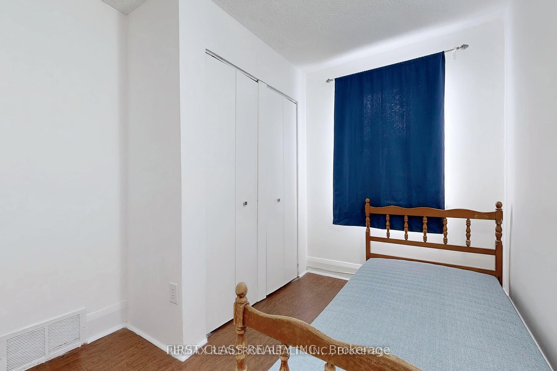 Photo 4 of Unit 2nd Floor, 97 Bude Street, Toronto, Oakwood Village — HOMEH
