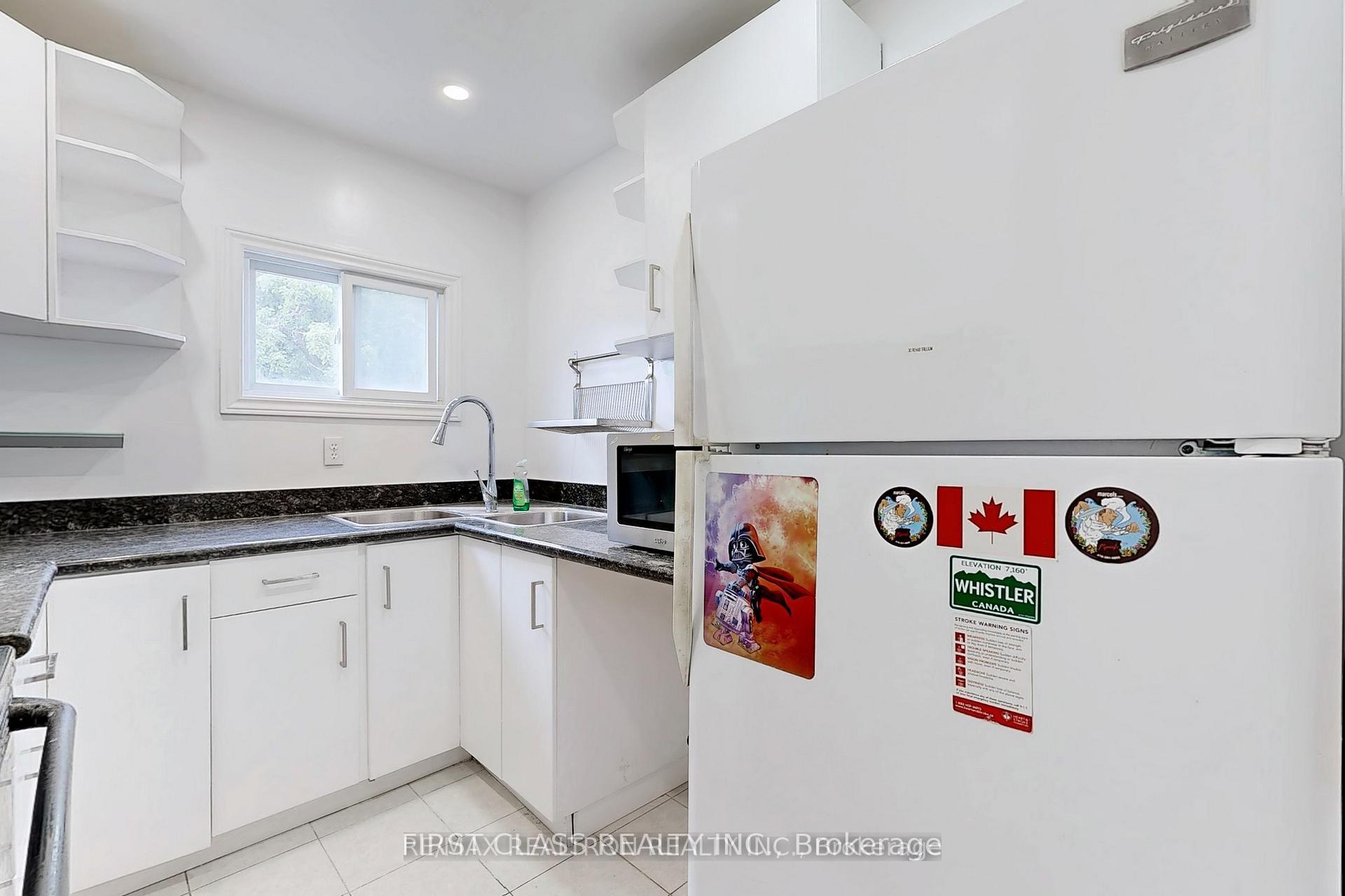 Photo 6 of Unit 2nd Floor, 97 Bude Street, Toronto, Oakwood Village — HOMEH