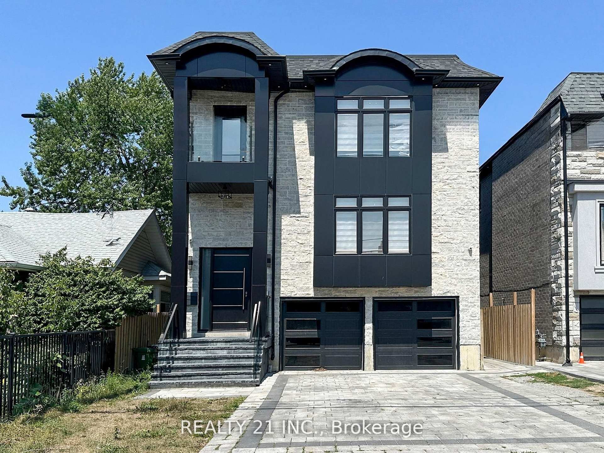Photo 1 of 36 Craiglee Drive, Scarborough, Birchcliffe-Cliffside — HOMEH