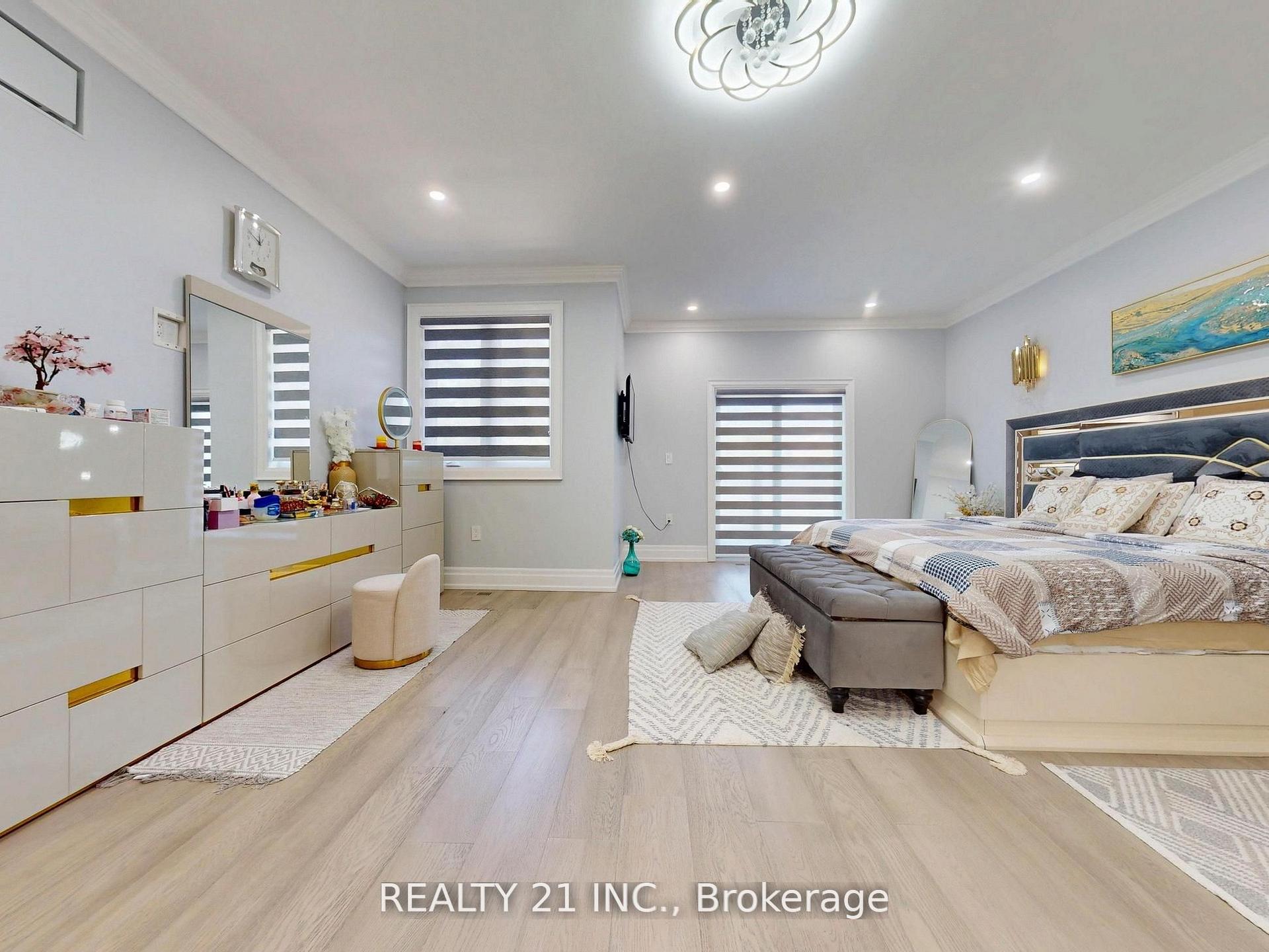 Photo 17 of 36 Craiglee Drive, Scarborough, Birchcliffe-Cliffside — HOMEH