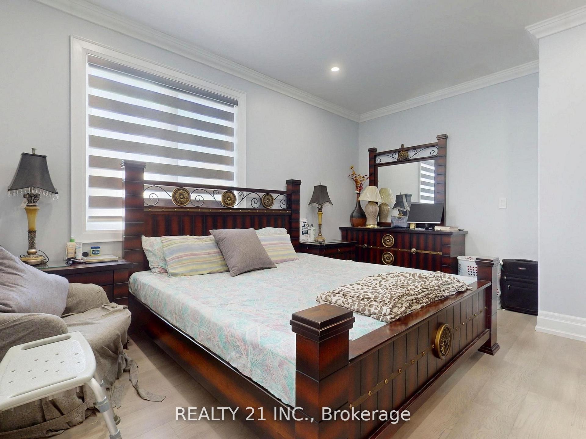 Photo 26 of 36 Craiglee Drive, Scarborough, Birchcliffe-Cliffside — HOMEH