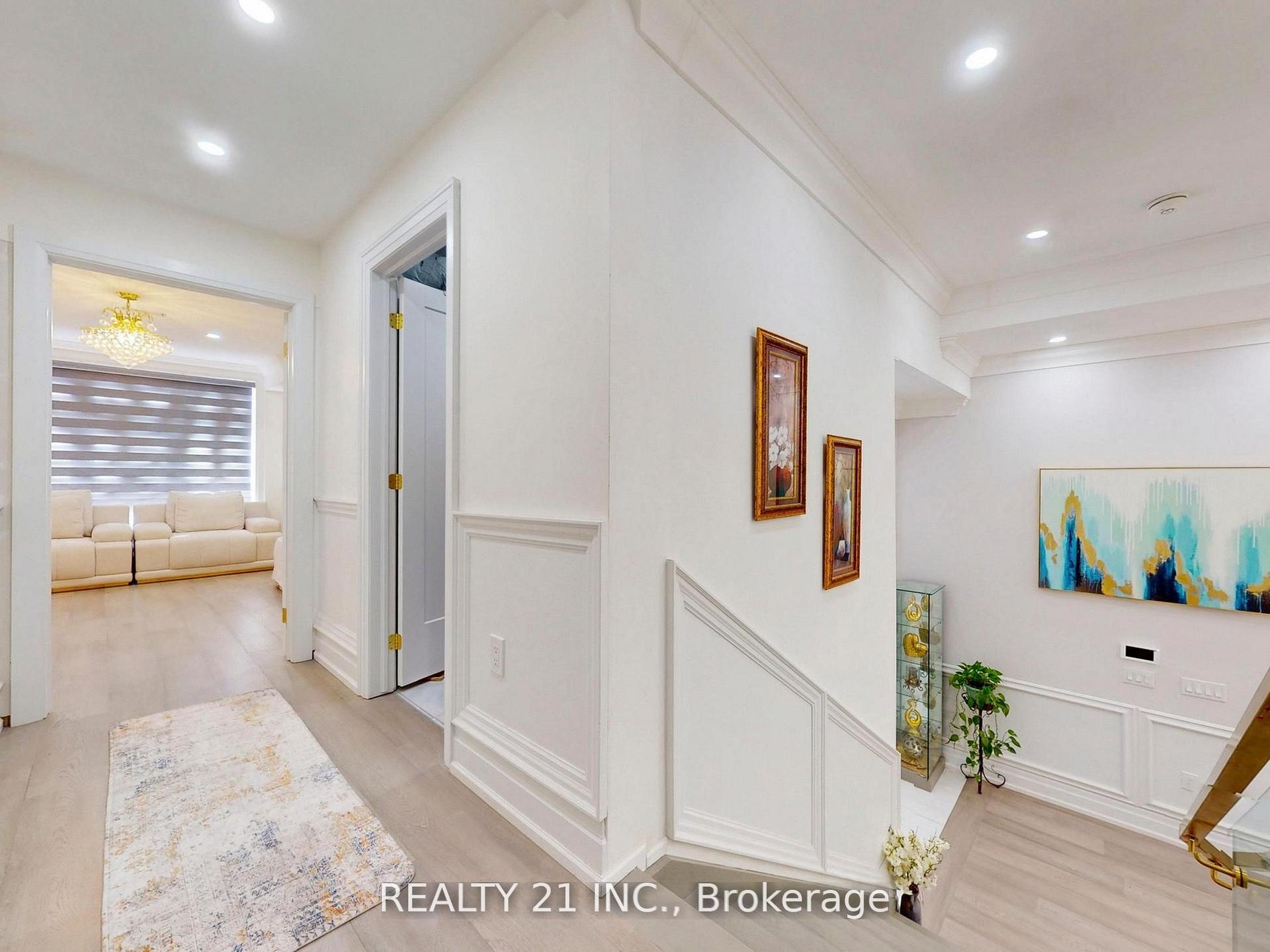 Photo 28 of 36 Craiglee Drive, Scarborough, Birchcliffe-Cliffside — HOMEH