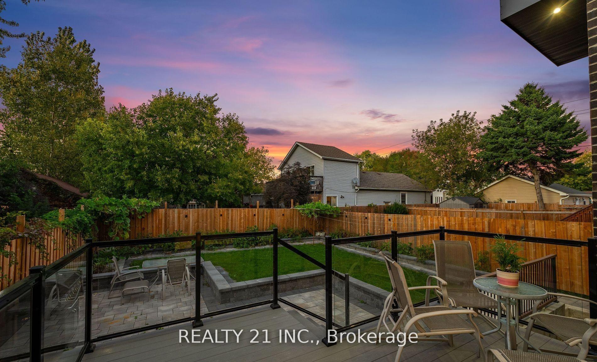 Photo 37 of 36 Craiglee Drive, Scarborough, Birchcliffe-Cliffside — HOMEH