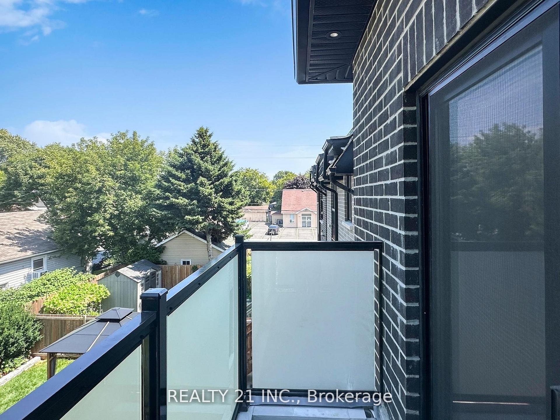 Photo 40 of 36 Craiglee Drive, Scarborough, Birchcliffe-Cliffside — HOMEH