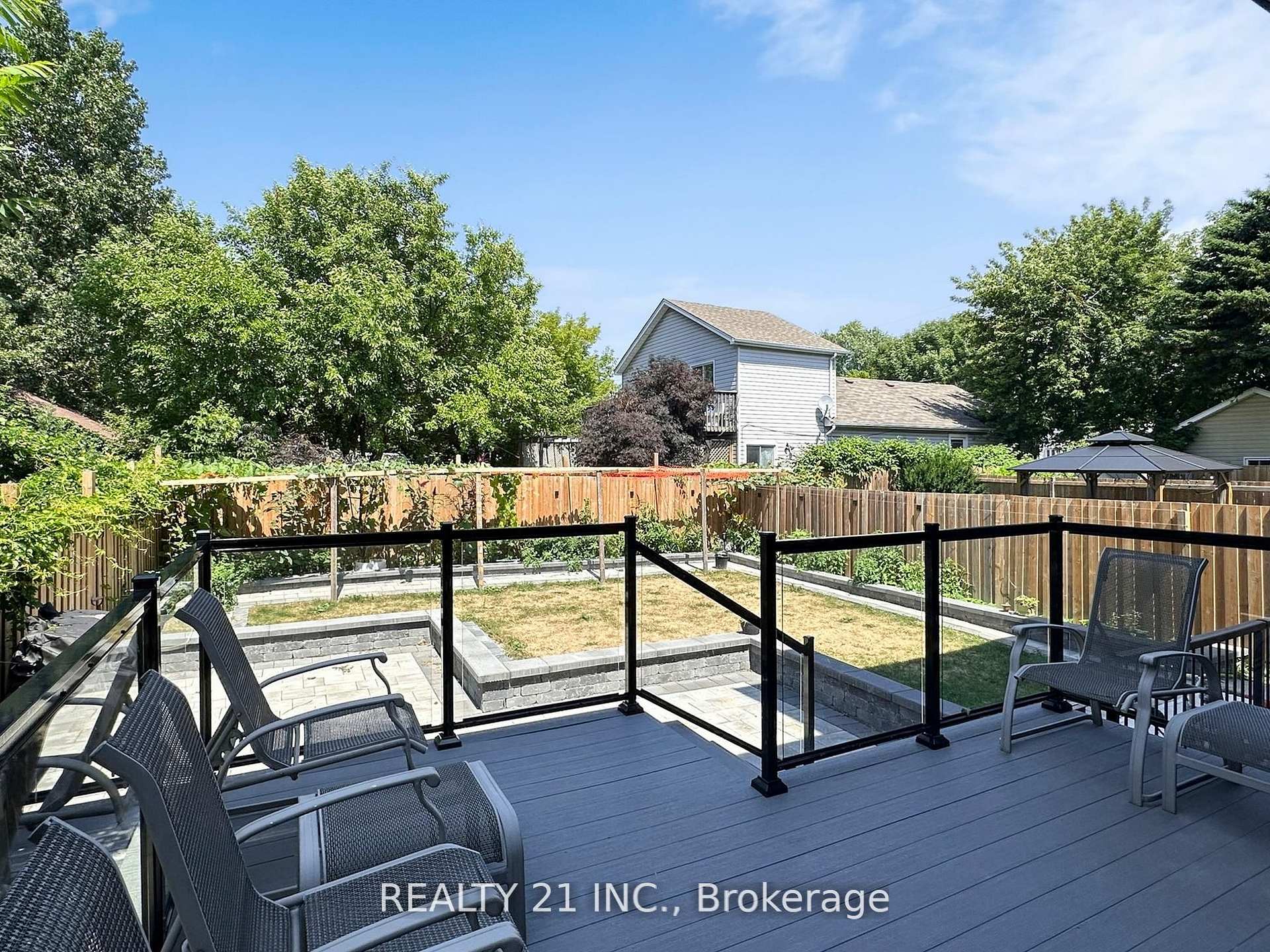Photo 42 of 36 Craiglee Drive, Scarborough, Birchcliffe-Cliffside — HOMEH